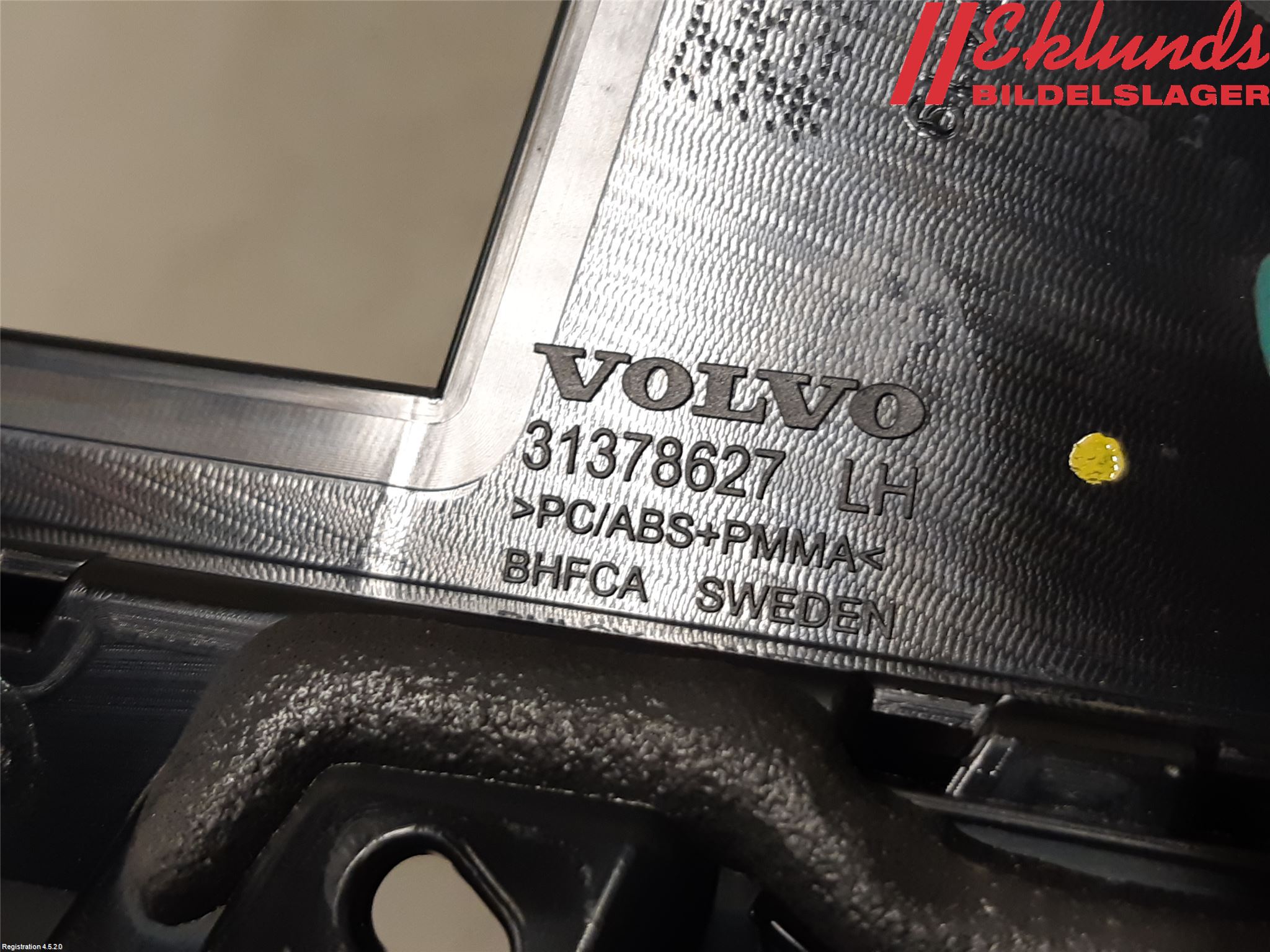Volvo V90 CROSS COUNTRY 17->> Dörr Dekorlist Bak Vä