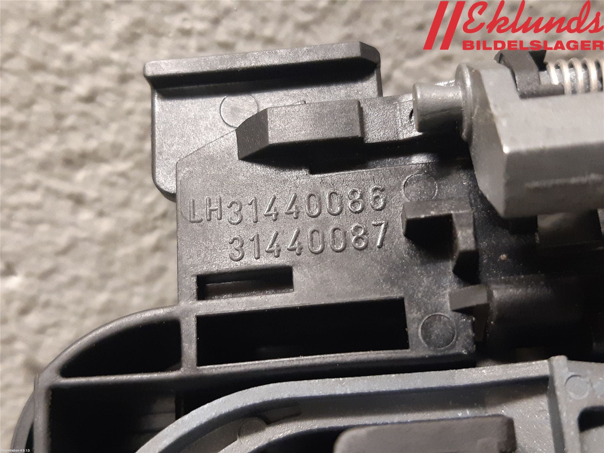 Volvo V40 12-19 Dörrhandtag Yttre Vä