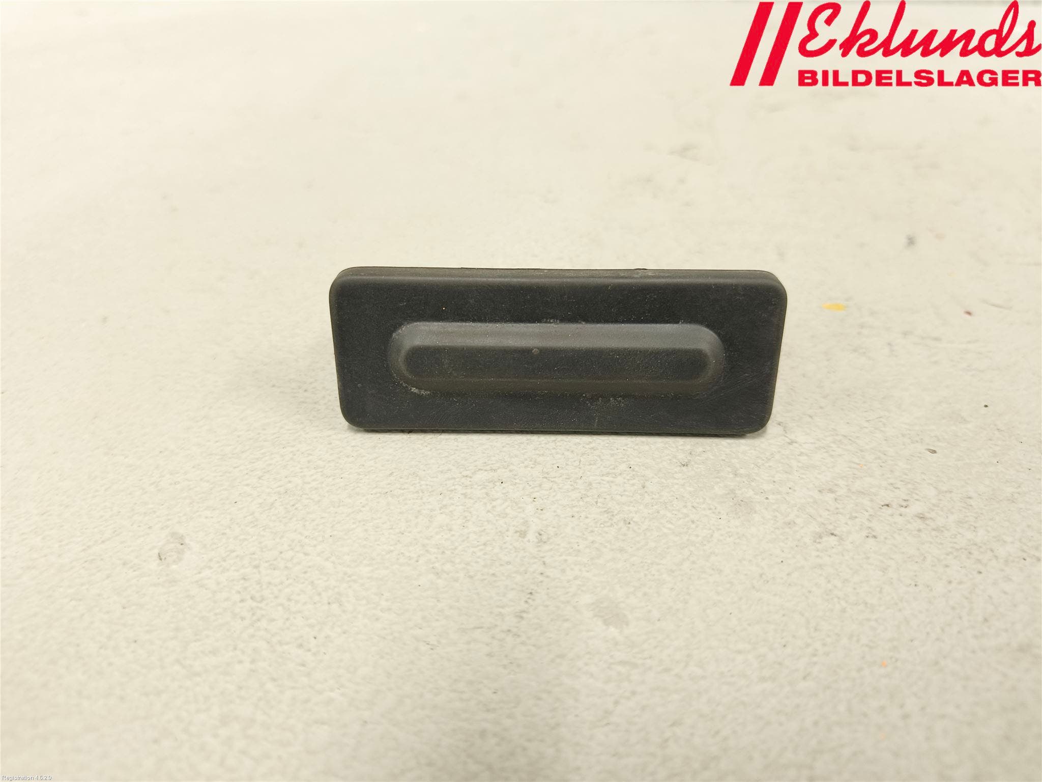 Peugeot 2008/E-2008 20- Bakluckehandtag