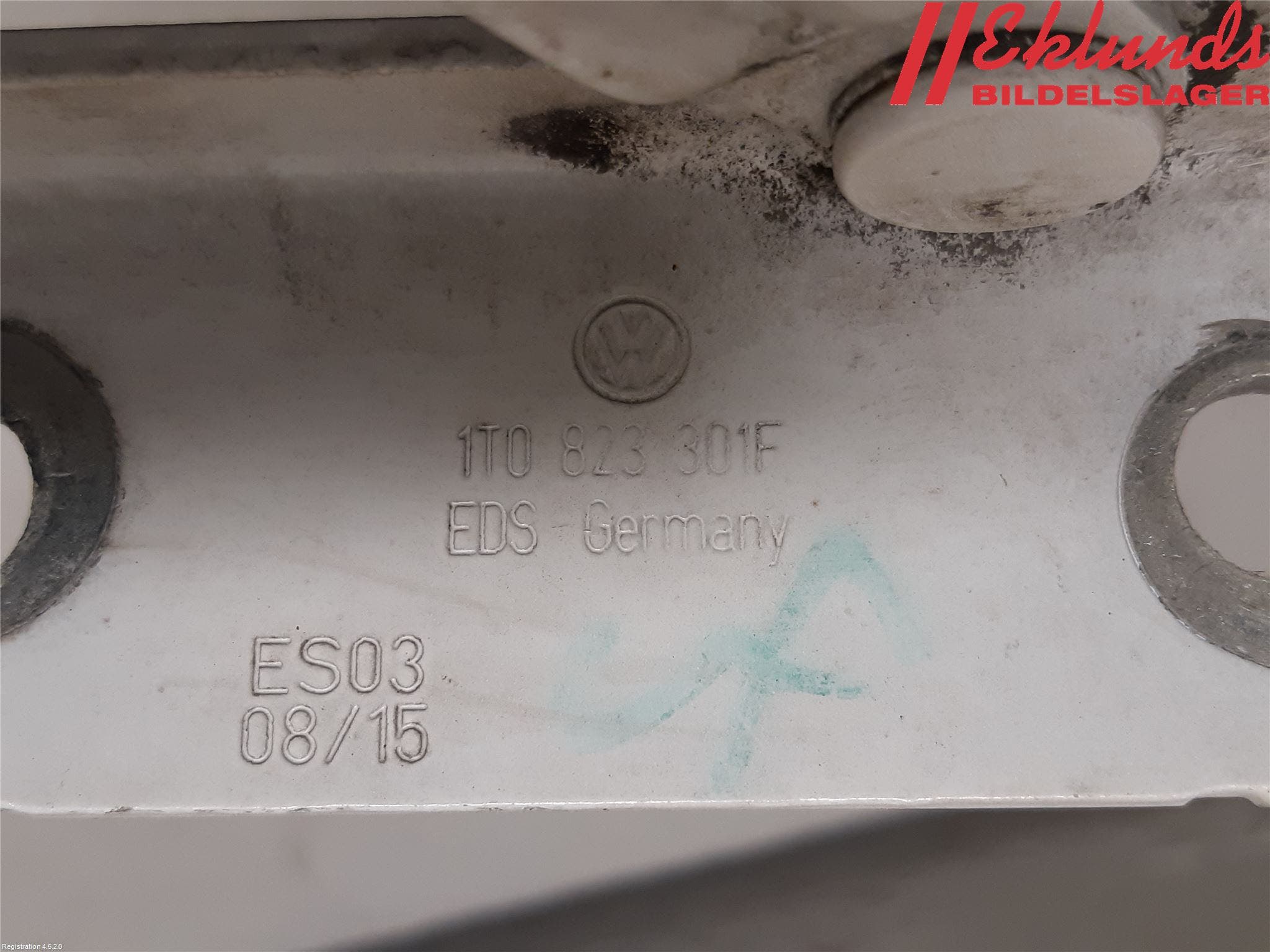 Volkswagen VW CADDY 11-15 Huvgångjärn