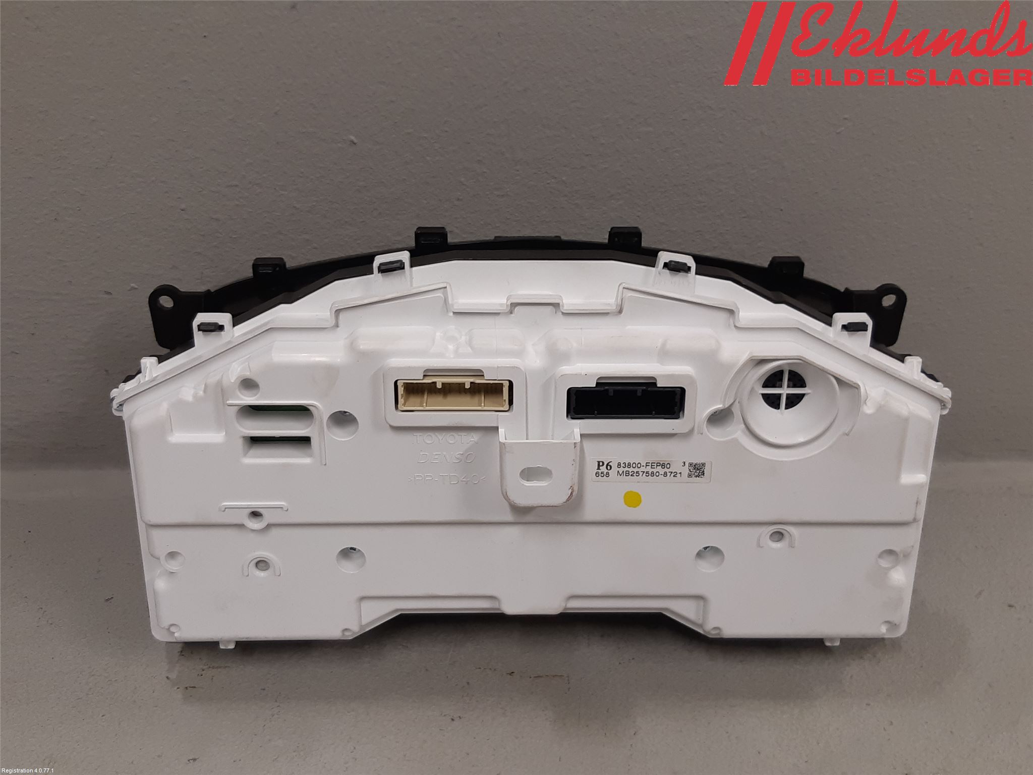 Toyota COROLLA 19- Instrument Komb