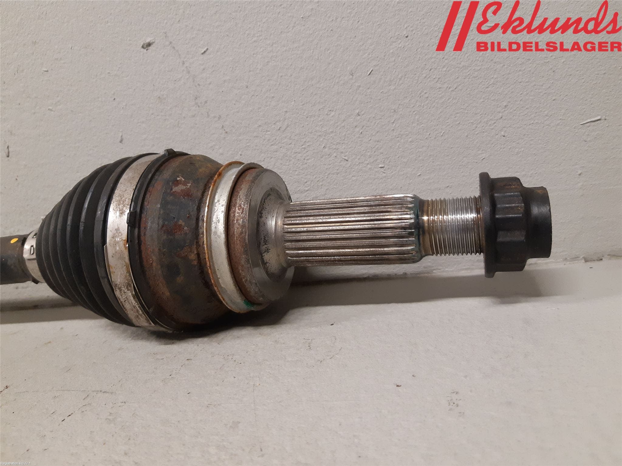 Toyota RAV4 19- Drivaxel Bak Höger