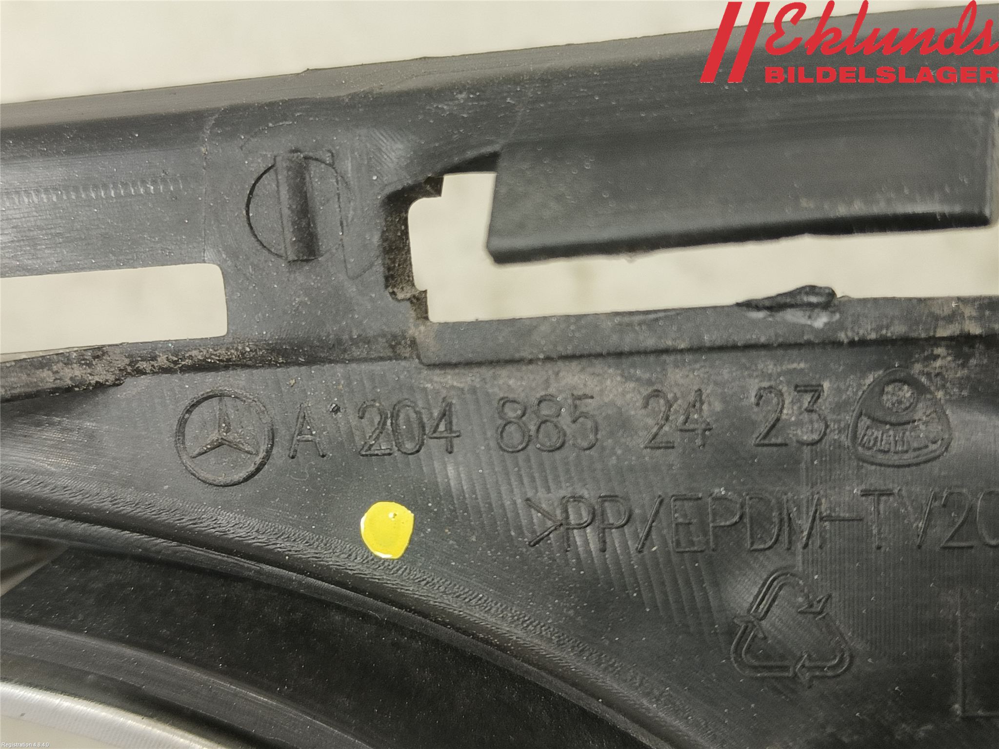 Mercedes-Benz MB C-KLASS (W204) 07-15 Dimljussarg Fram