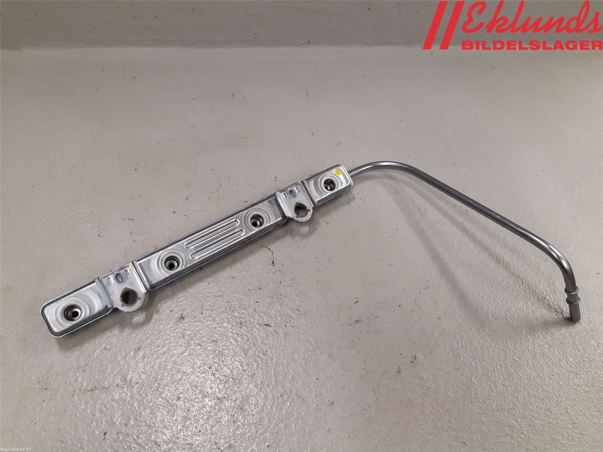 Toyota YARIS XP130 15-20 Injbränslefördelare