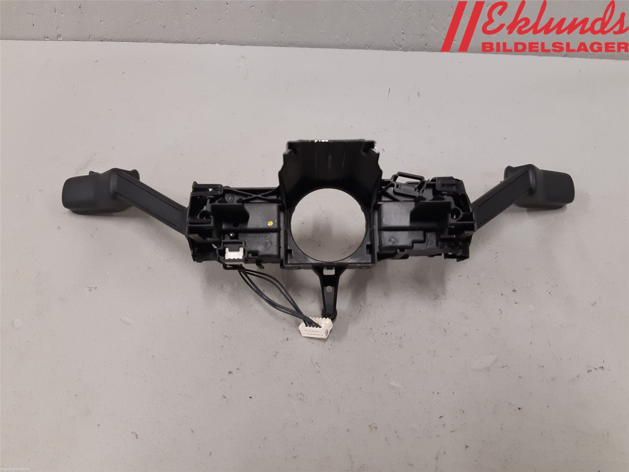 Volkswagen VW PASSAT 15-19 Spakcentral