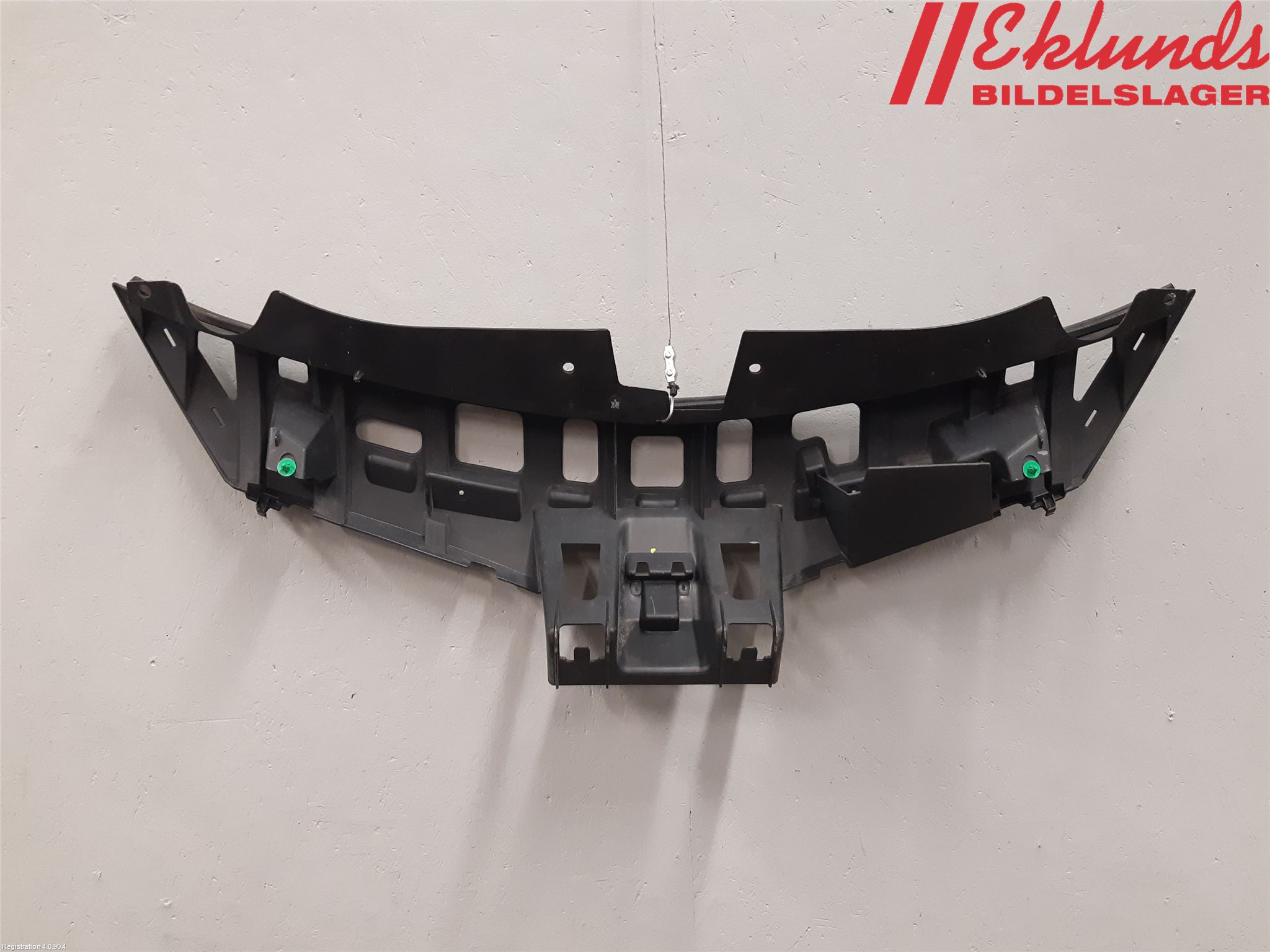 Renault CLIO III  06-09 Stötfångardel Fram Mitt