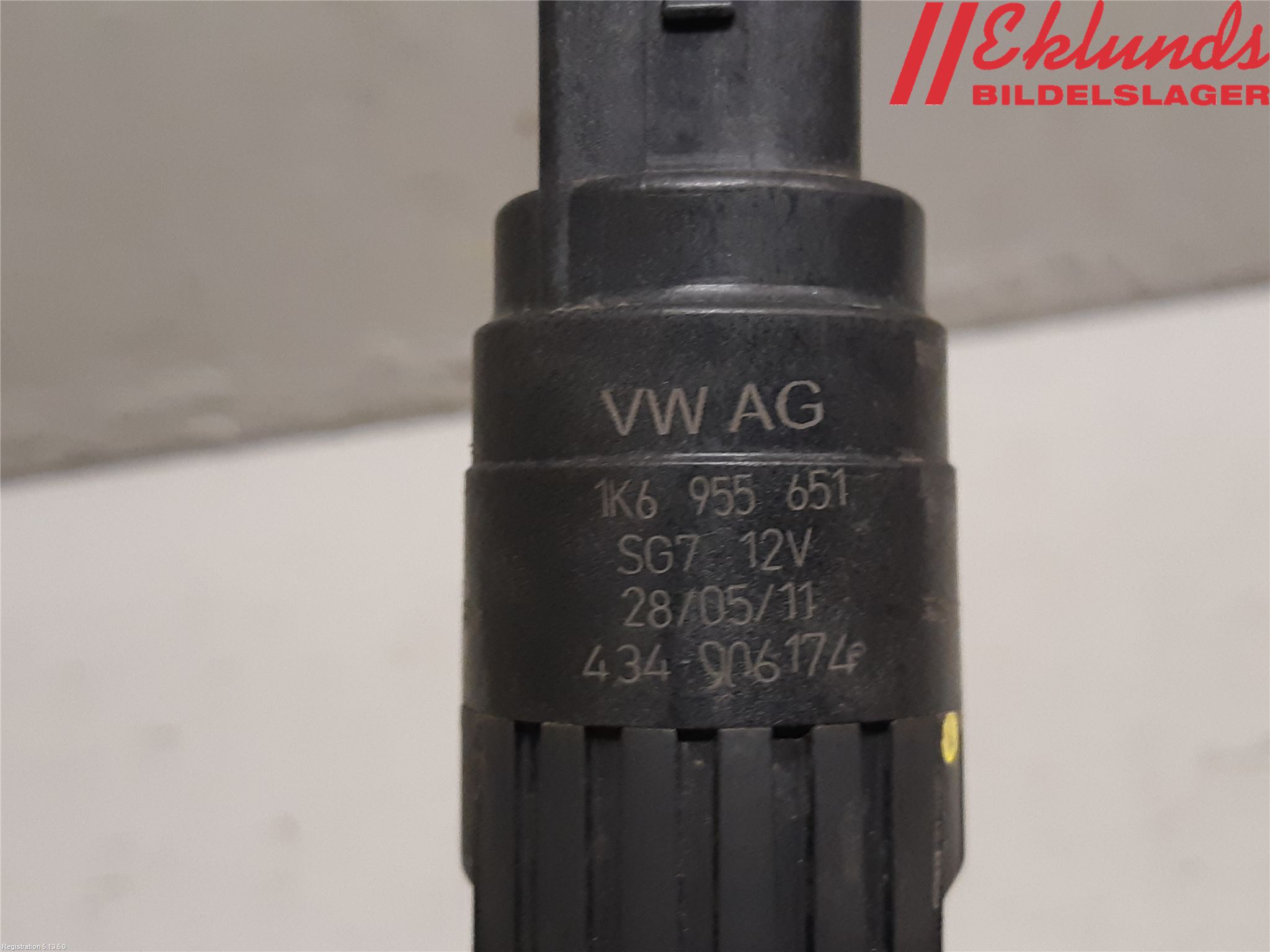 Volkswagen VW POLO 10-17 Spolarpump Vindruta