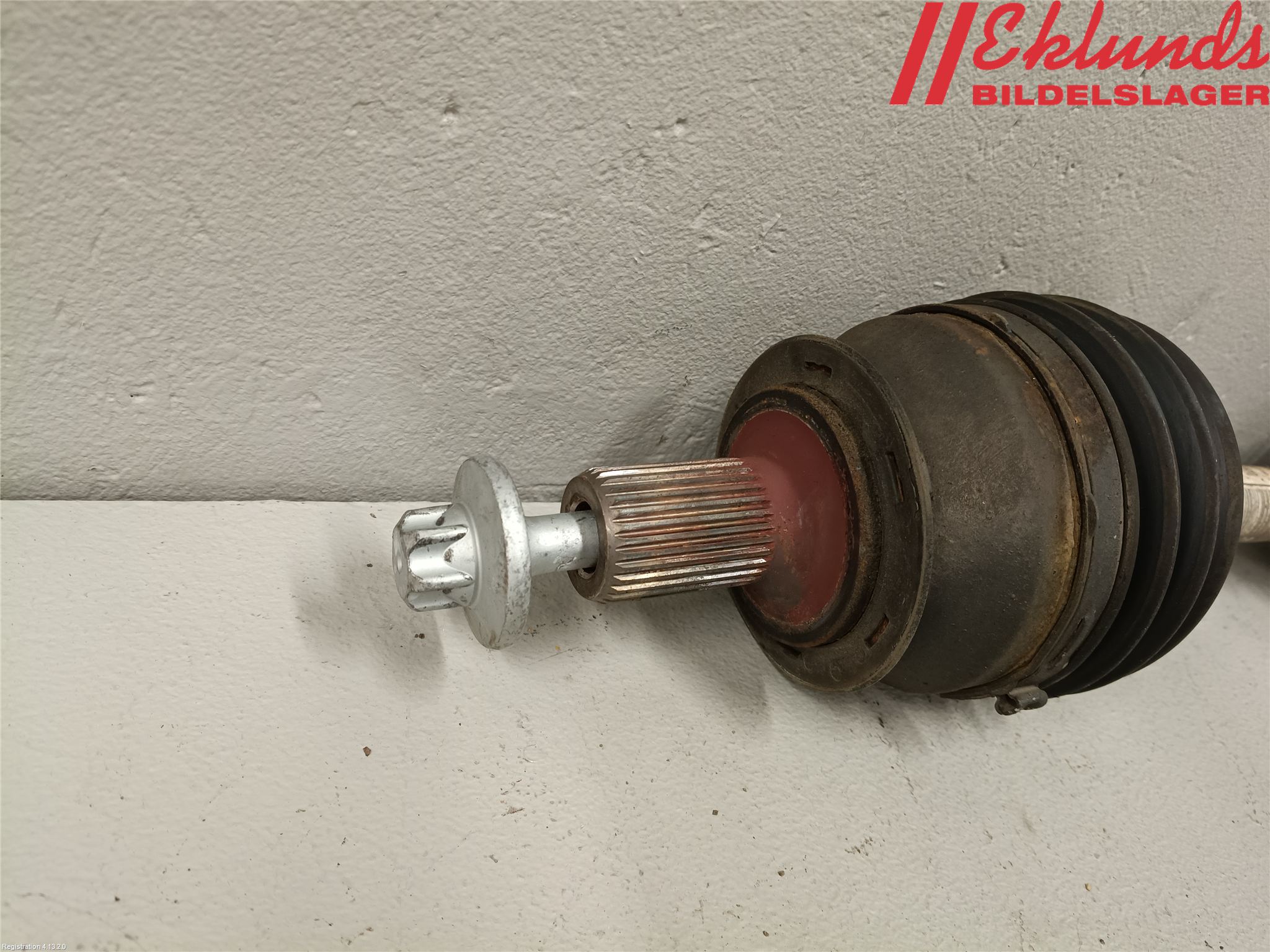 Mercedes-Benz MB GLA-KLASS (X156) 13-20 Drivaxel Fram Vänster