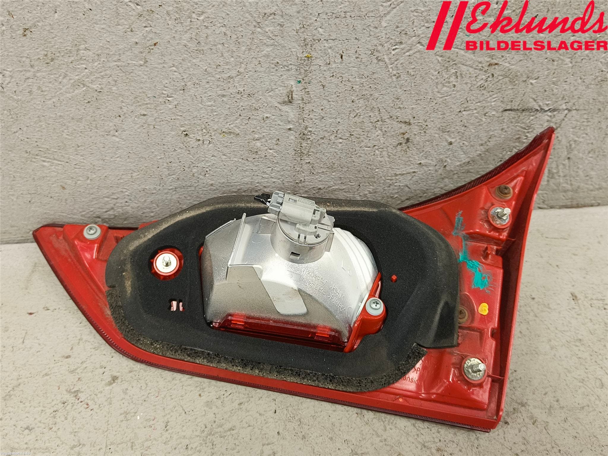 Toyota AURIS 13-19 Bakljus Lucka Vä