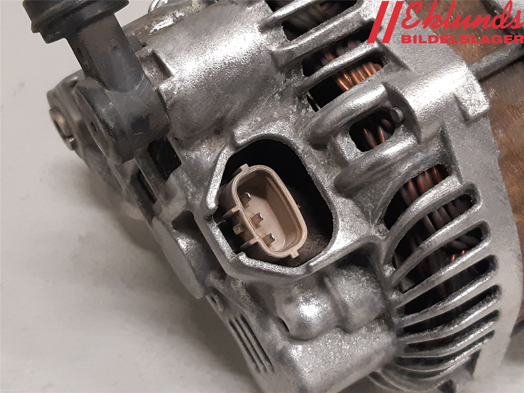 Subaru IMPREZA II  06-07 Generator