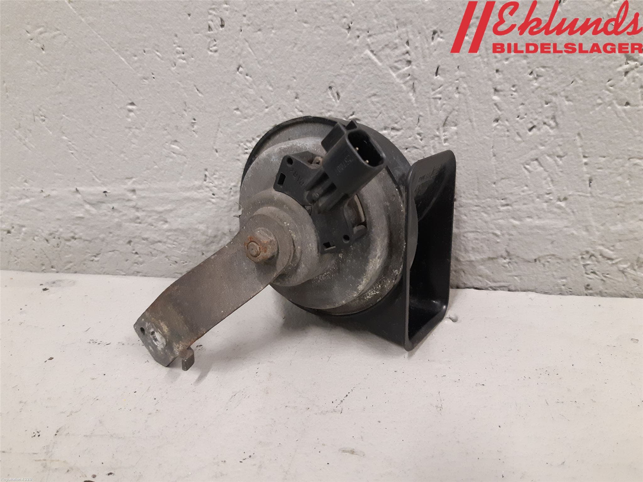 Volvo V70 14-16 Signalhorn