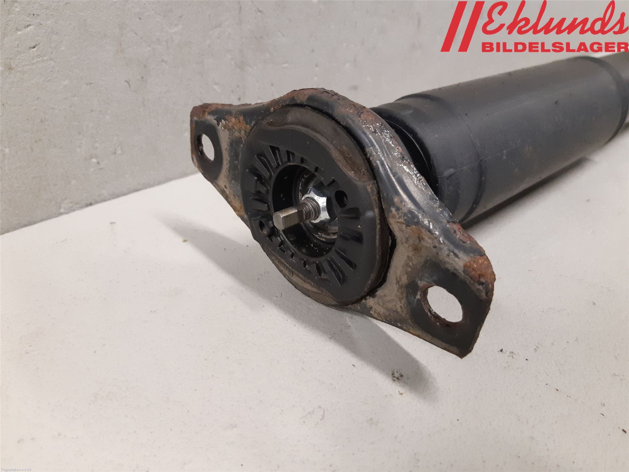 Volvo V70 14-16 Stötdämpare Bak