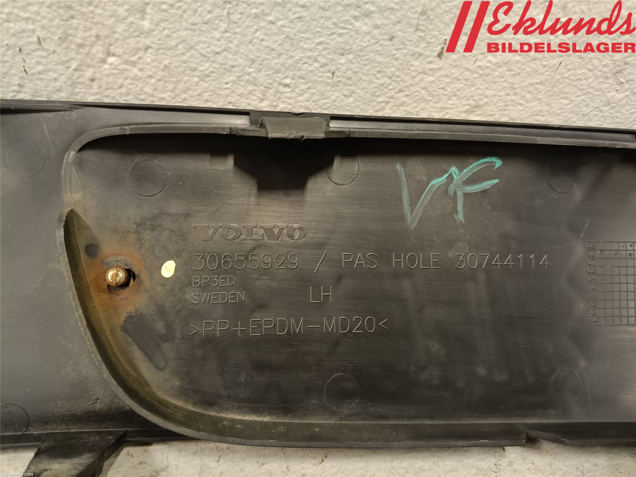 Volvo S80 07-13 Dimljussarg Fram