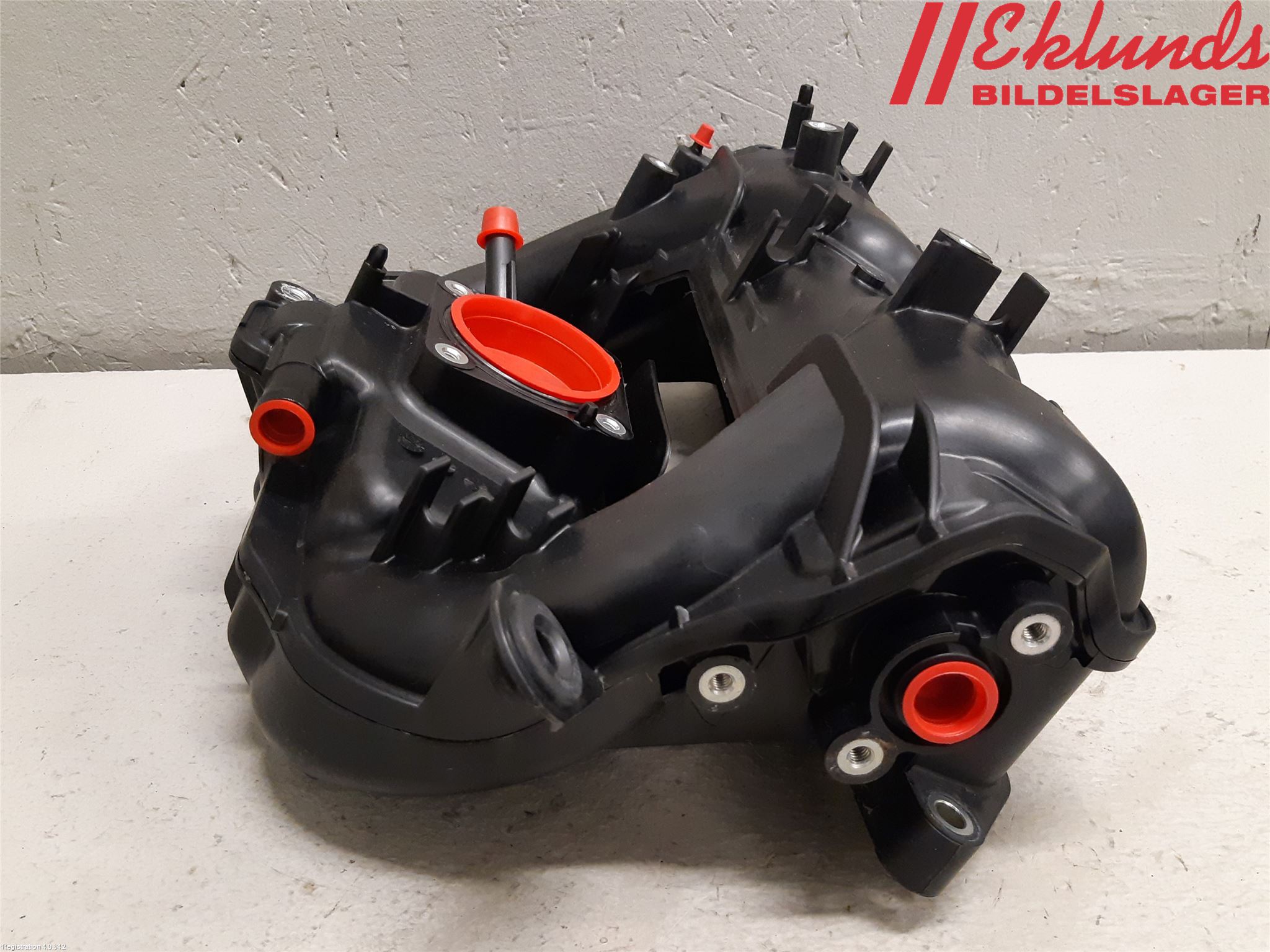 Toyota COROLLA 19- Grenrör Insug