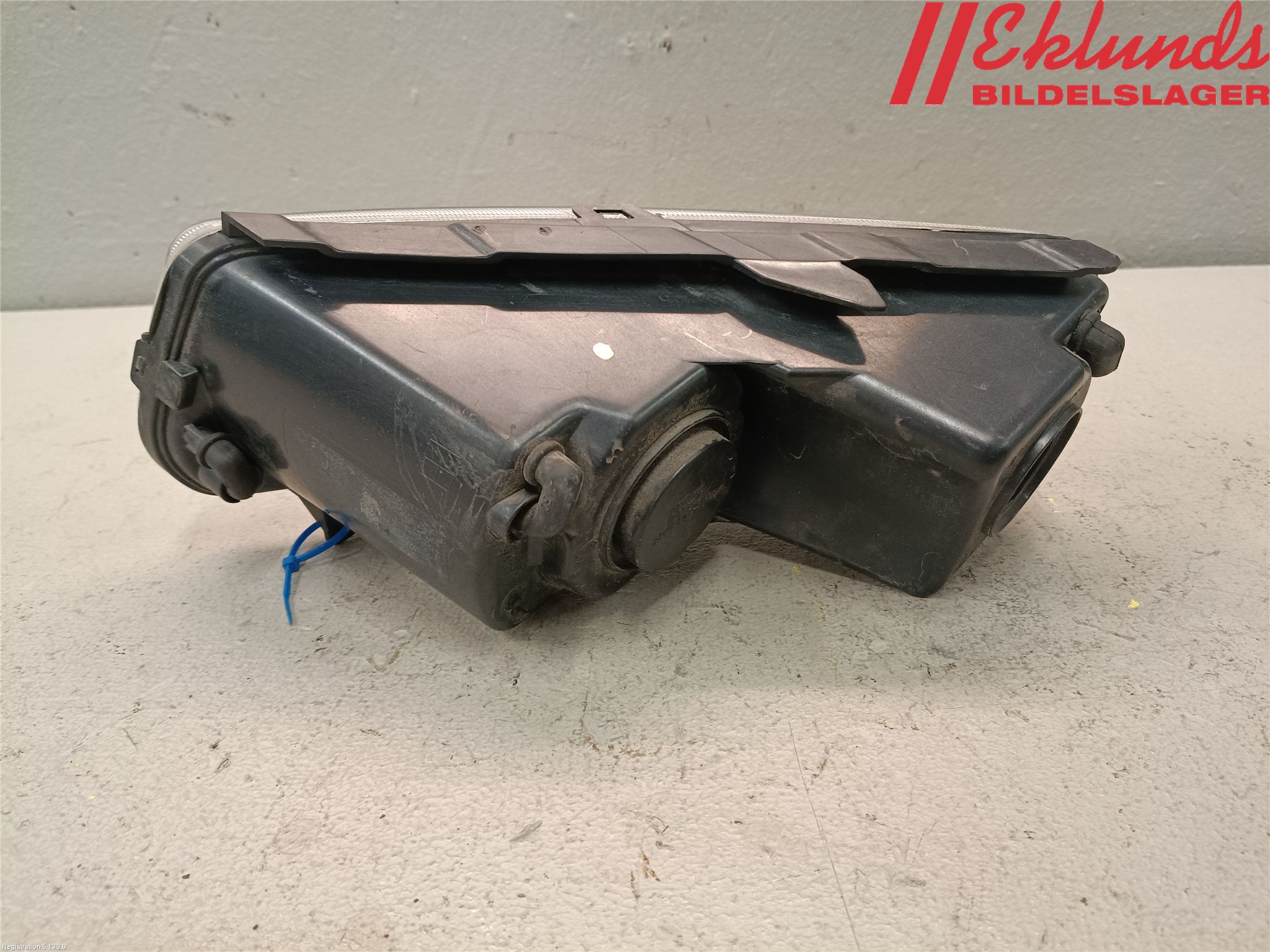 Volkswagen VW POLO 10-17 Dimljus-Varselljus Fram
