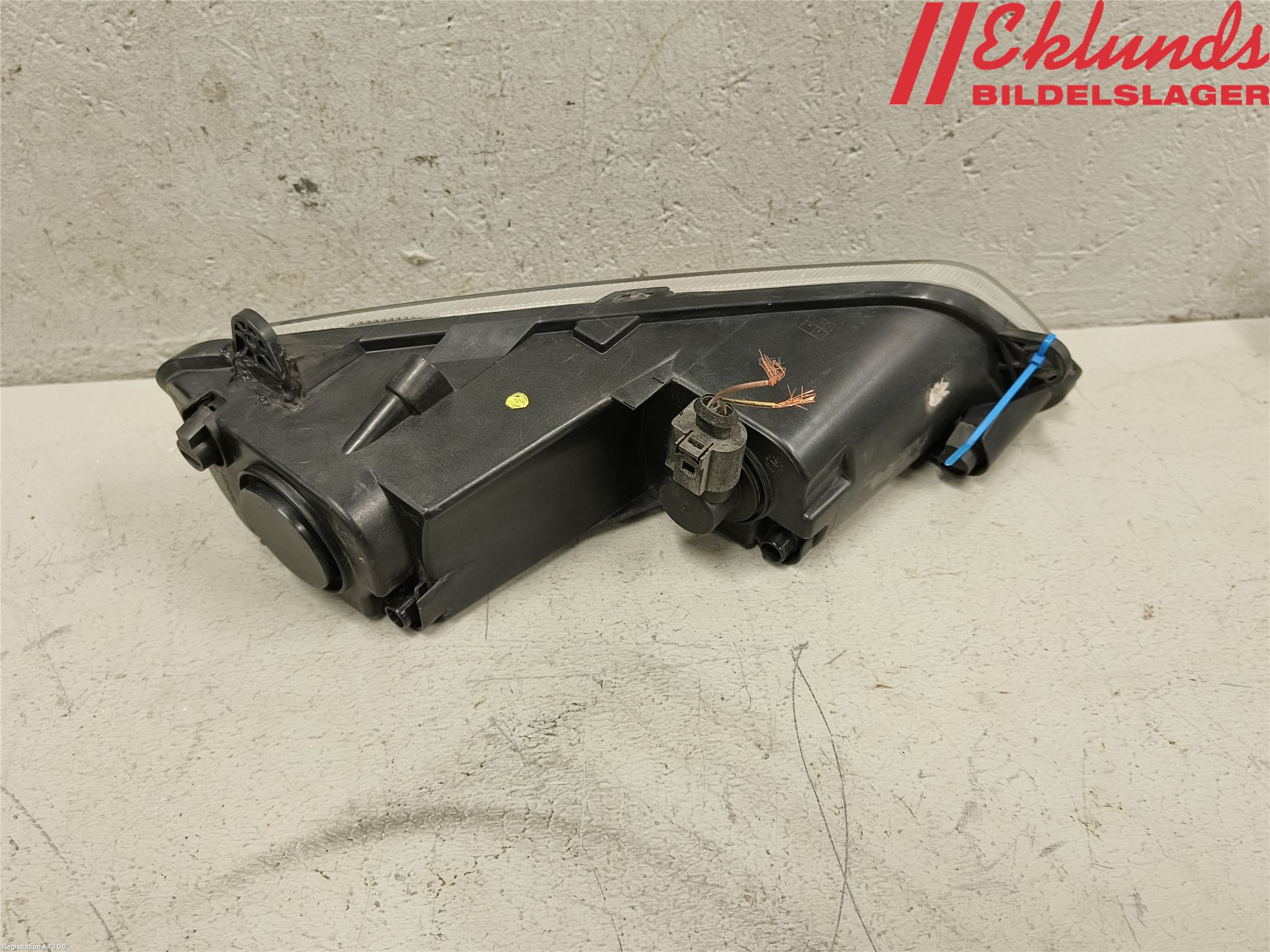 Volkswagen VW PASSAT 11-14 Dimljus-Varselljus Fram