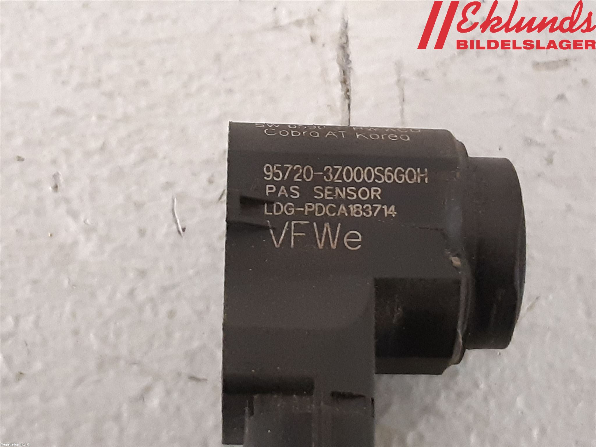 Hyundai i40 08-15 Parkeringshjälp Frontsensor