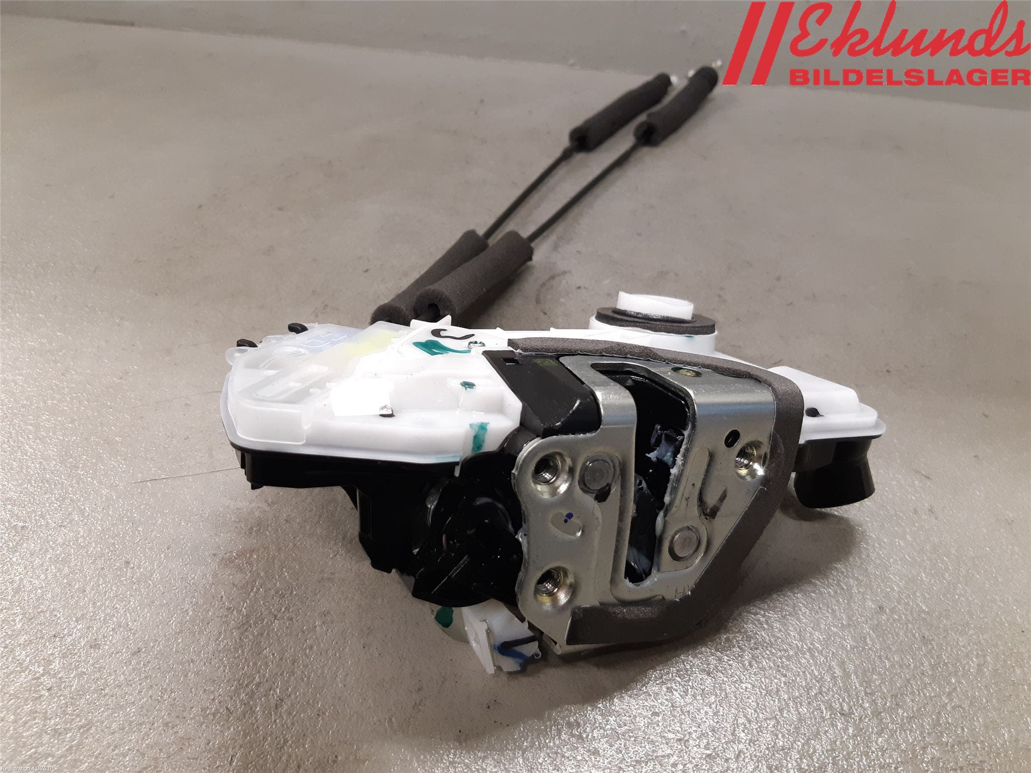 Toyota C-HR 16-23 Låskista-Dörrlås