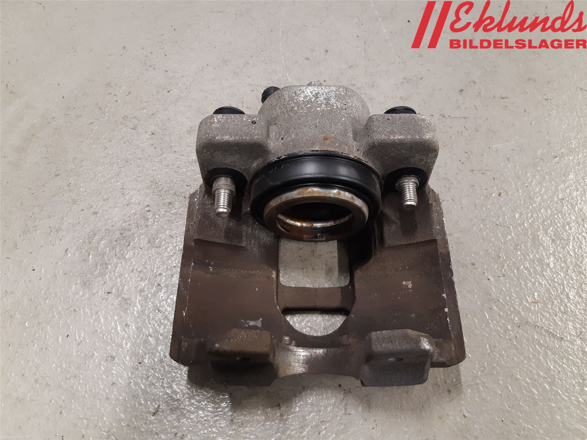 Toyota YARIS XP130 15-20 Bromsok Fram Vänster
