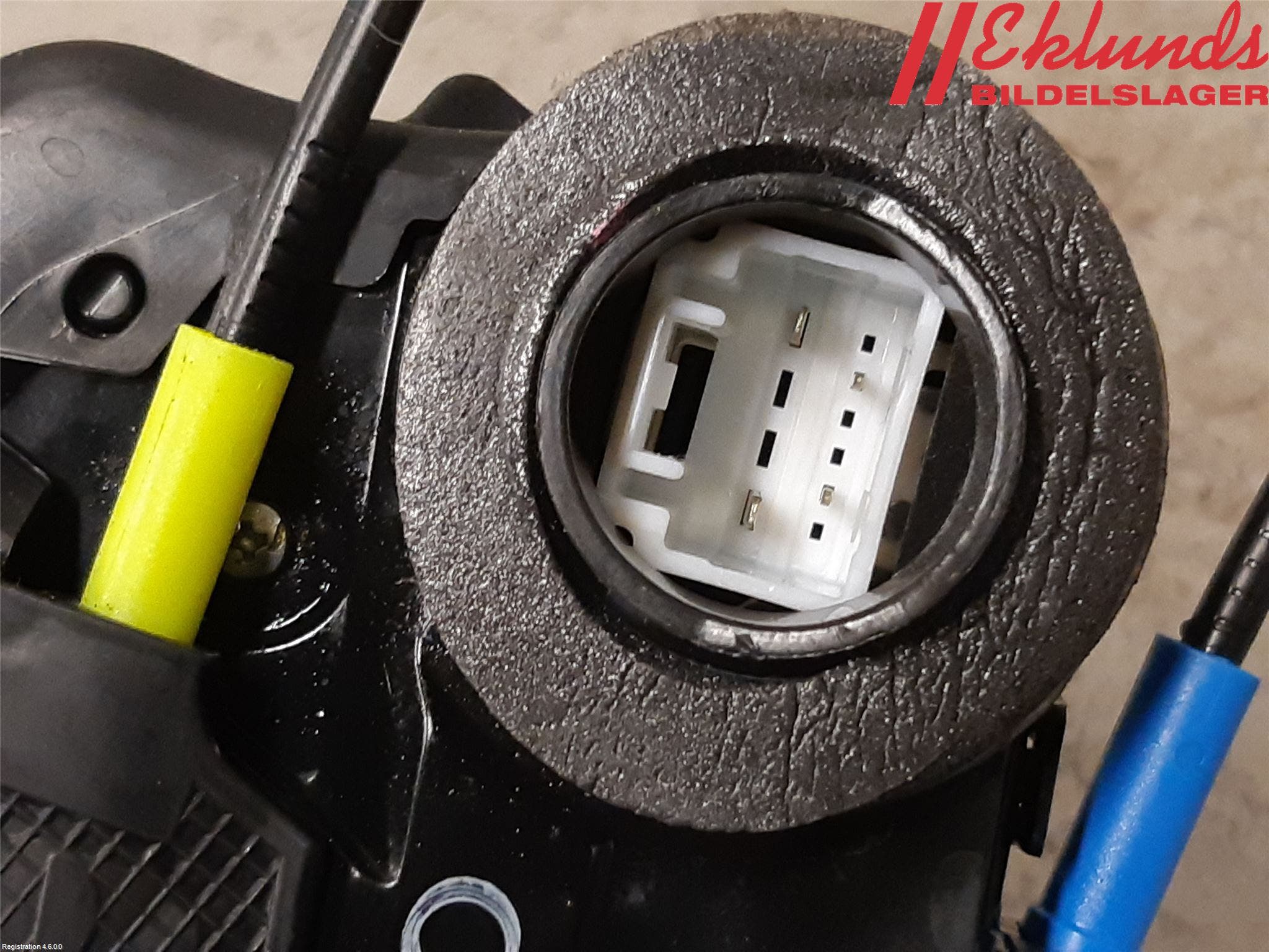 Toyota C-HR 16-23 Låskista-Dörrlås