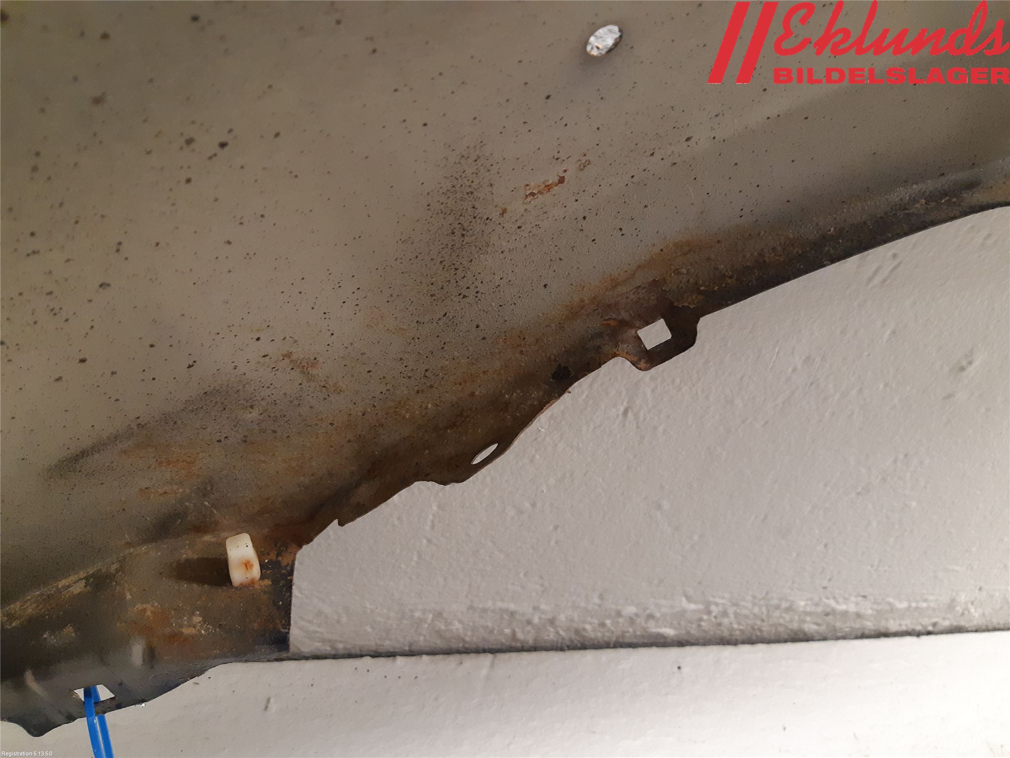 Mitsubishi L200 06-15 Skärm Fram Höger