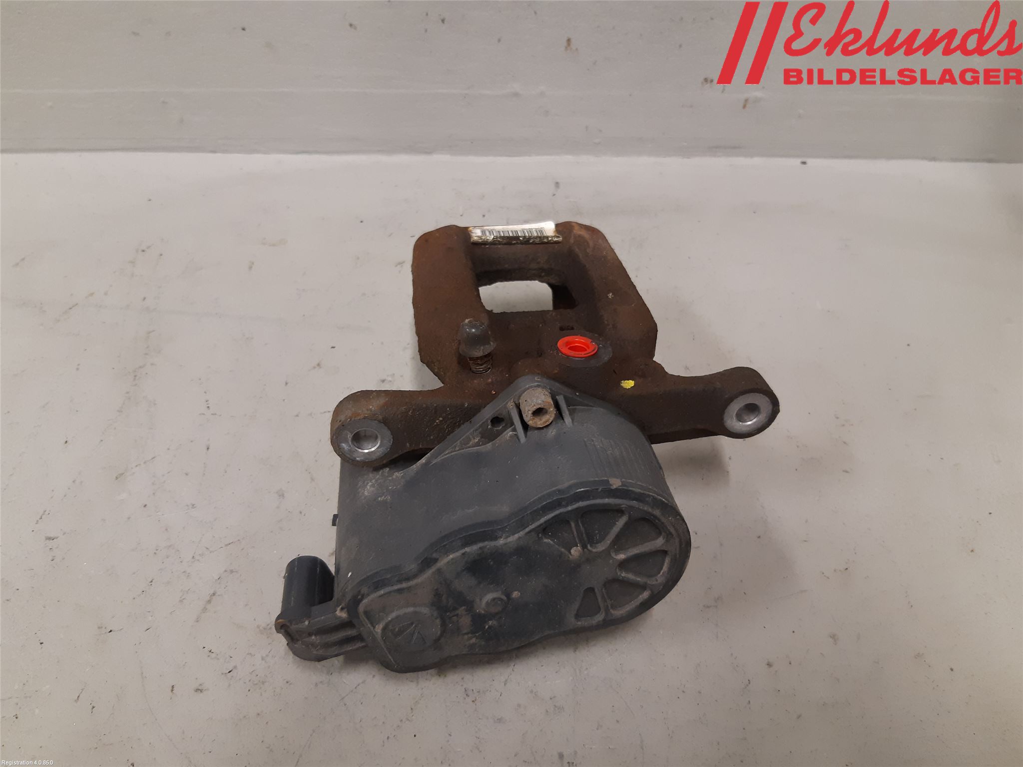 Peugeot PARTNER/E-PARTNER 19- Bromsok Bak Höger