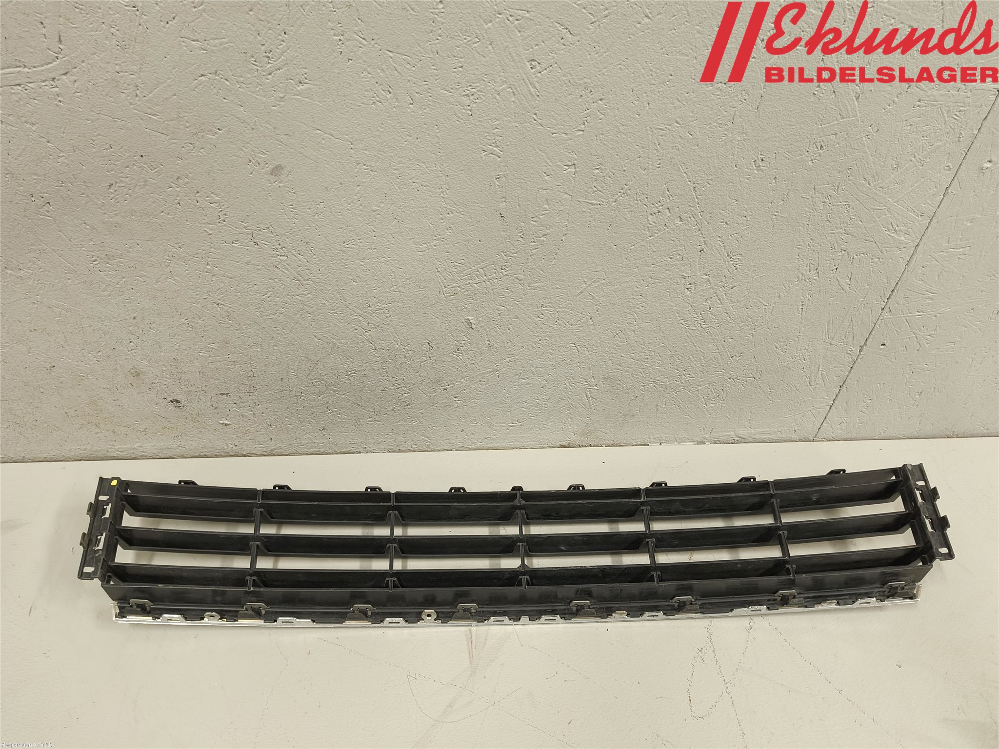 Volkswagen VW PASSAT 11-14 Grill-Galler