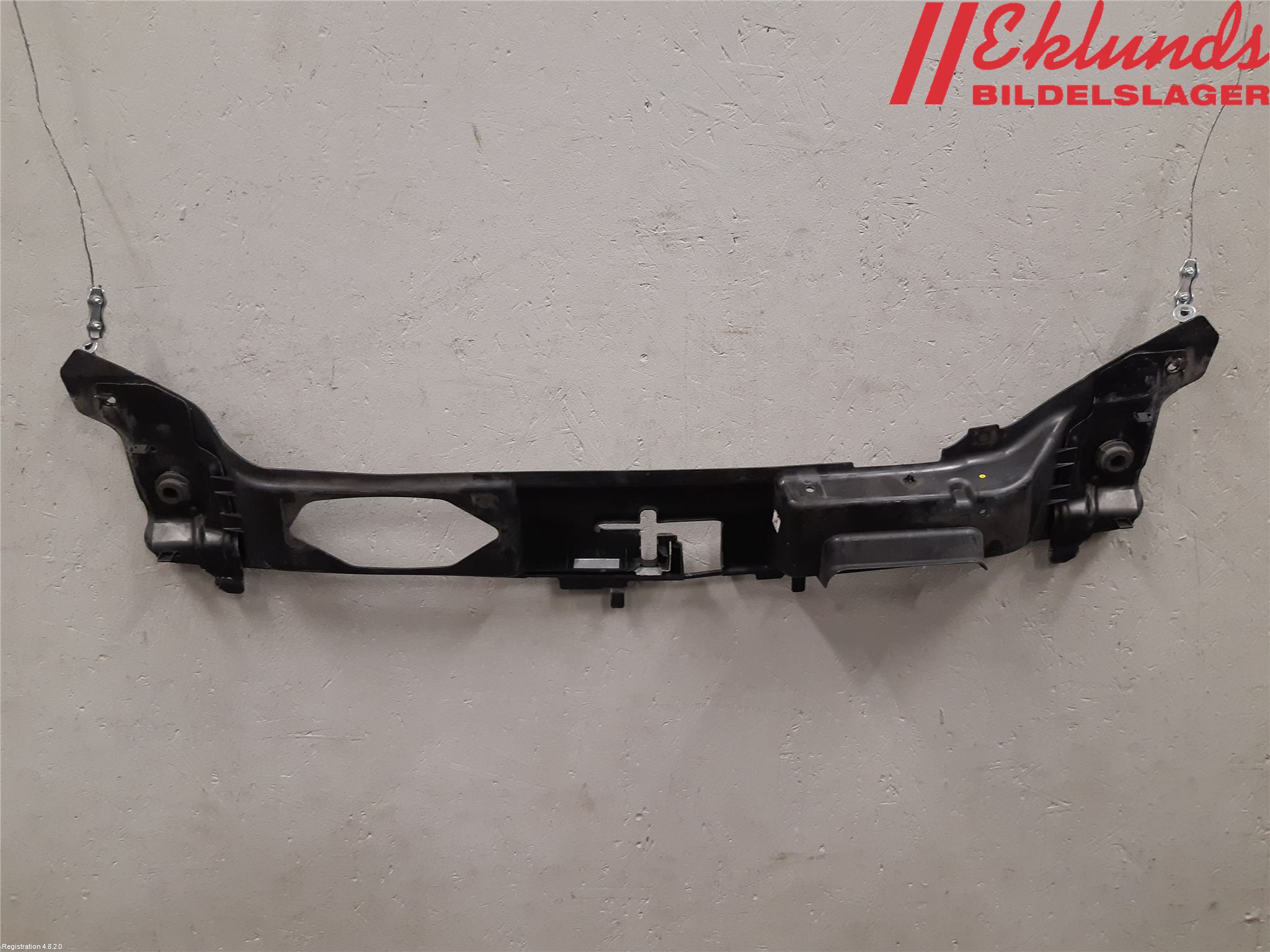 Volvo V50 08-12 Täckplast Front