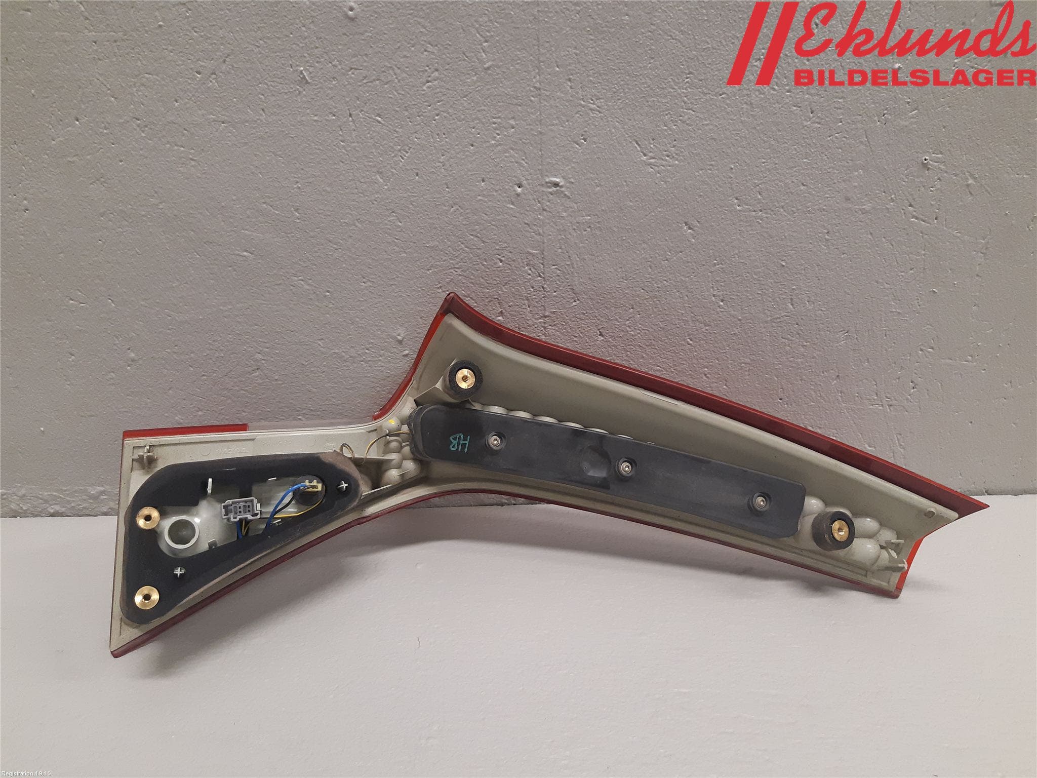 Volvo V70 08-13 Bakljus Lucka Hö