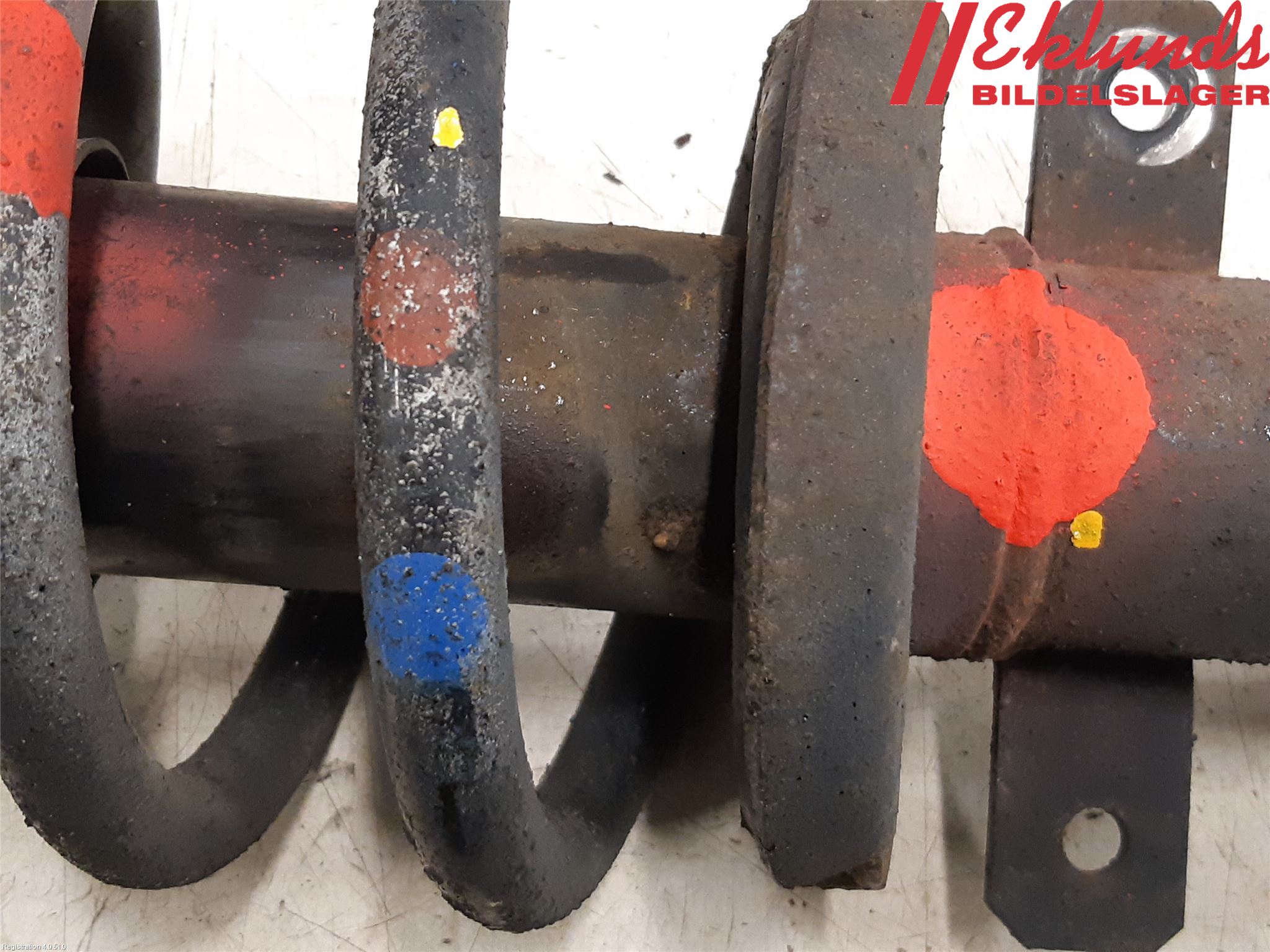 Opel VIVARO 01-14 Fjäderben Fram Vänster