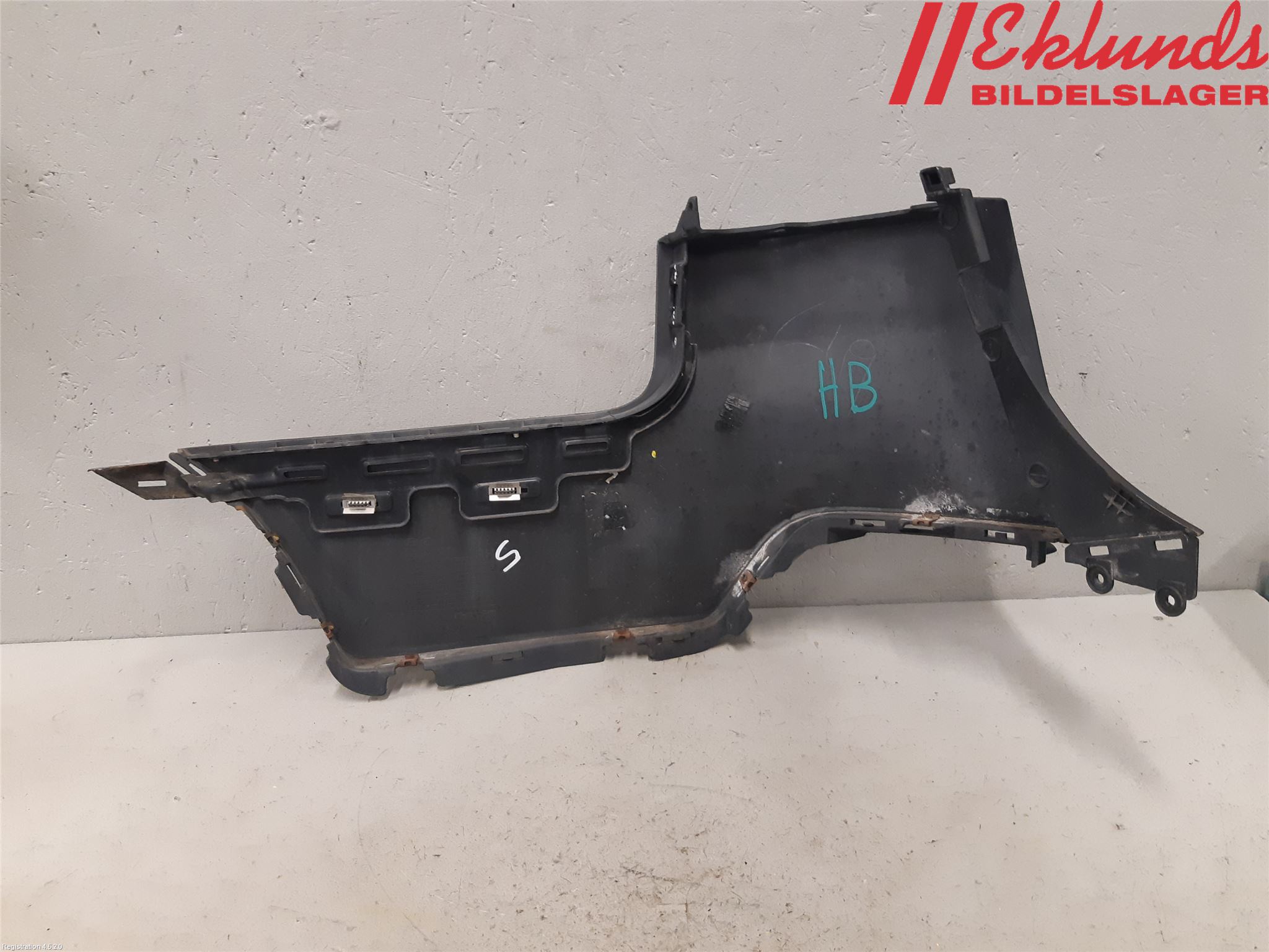 Kia SORENTO 10-14 Stötfångardel Bak Hö