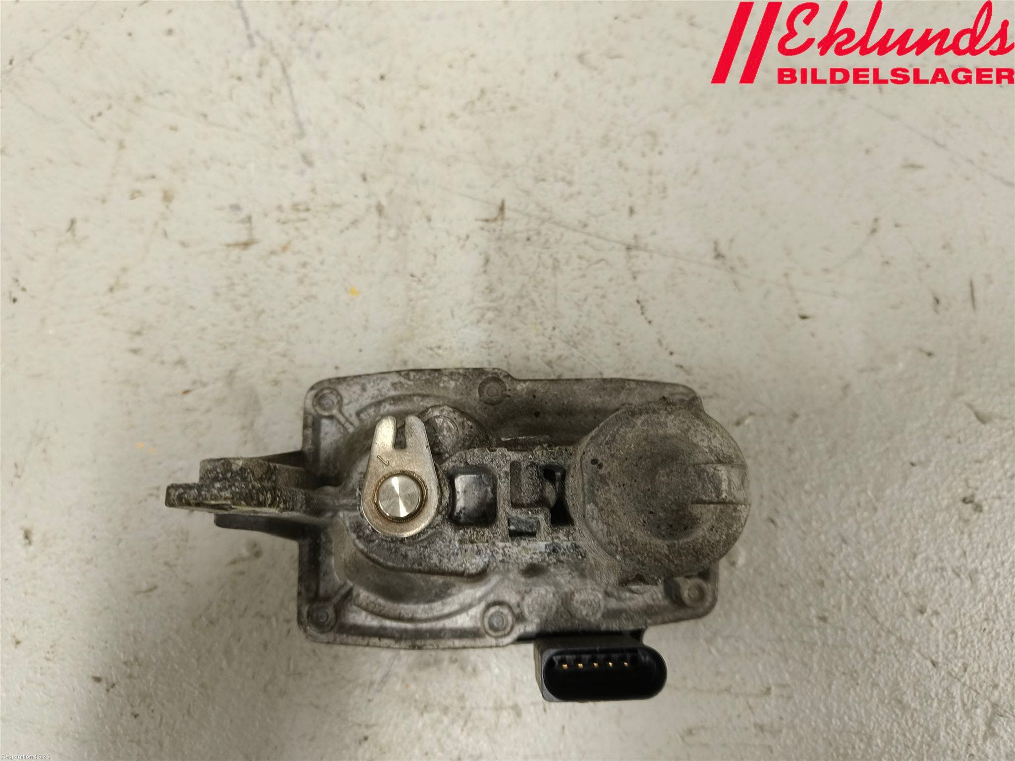 Audi A4/S4 B9 16-19 Avgasspjäll