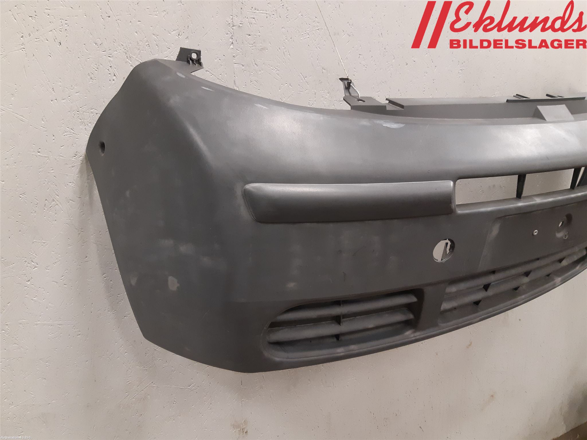 Renault TRAFIC   02-14 Stötfångarbeklädnad Fram