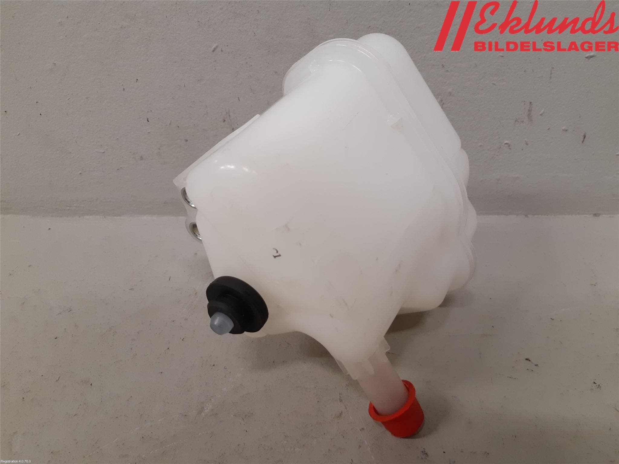 Toyota YARIS XP130 15-20 Expansionstank