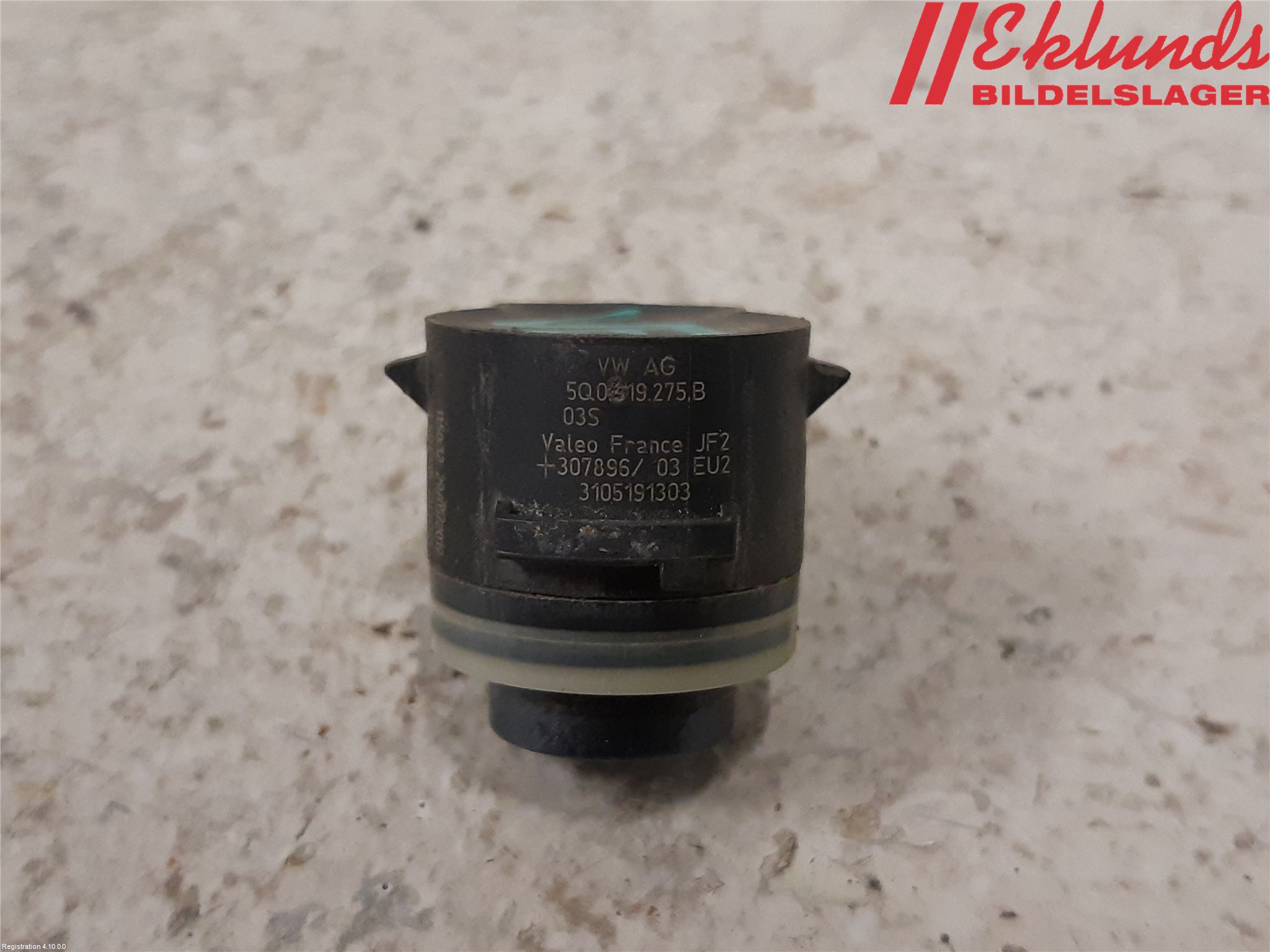 Skoda SUPERB 16-24 Parkeringshjälp Frontsensor