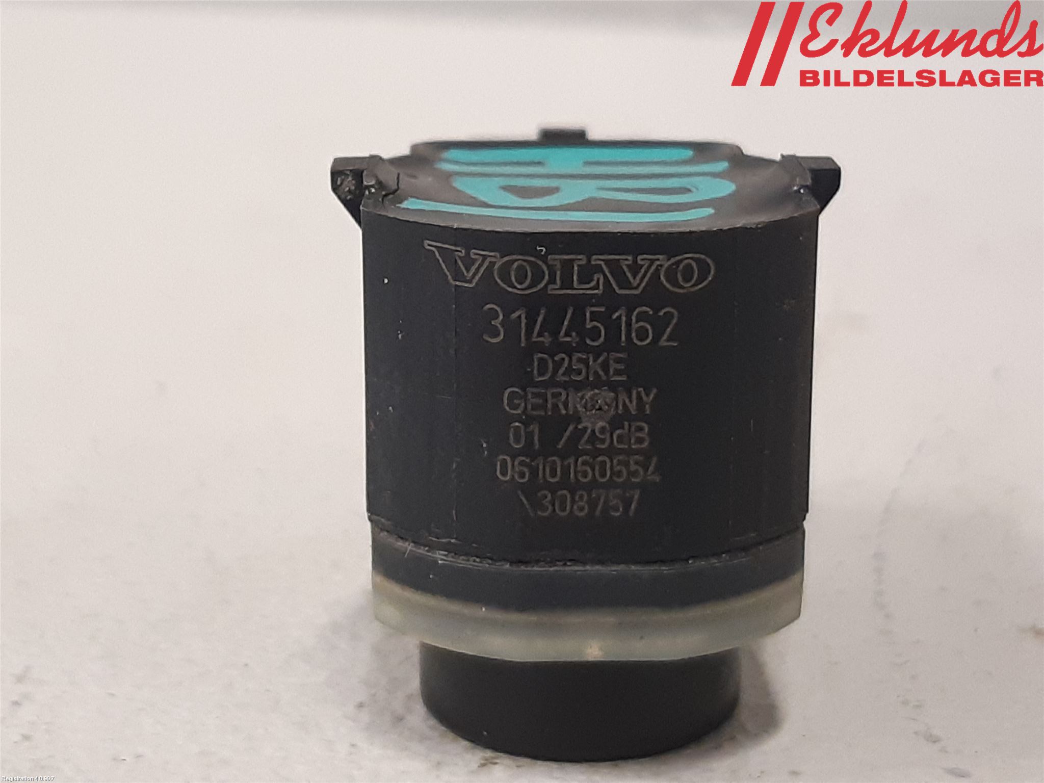 Volvo V60 CROSS COUNTRY 16-18 Parkeringshjälp Backsensor