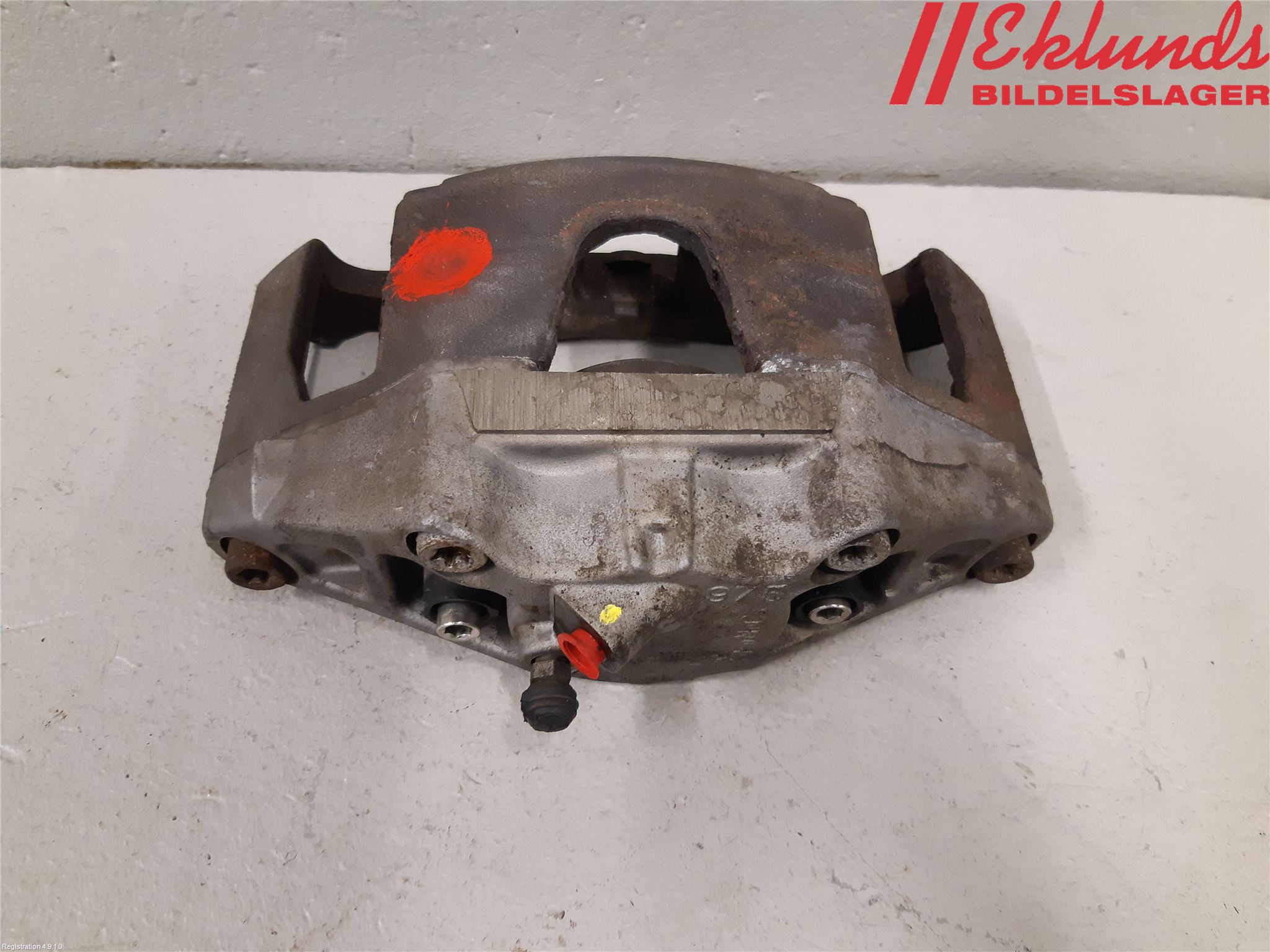 Volvo V40 12-19 Bromsok Fram Vänster