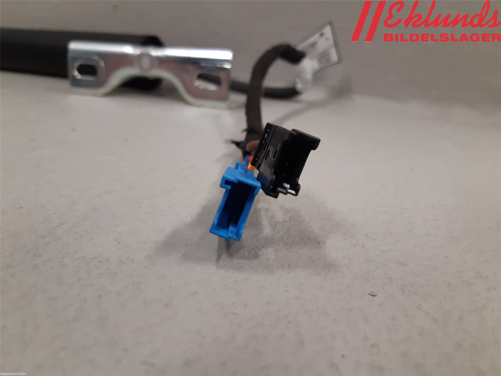 BMW 5 G30/G31/F90 17-23 Bakluckeöppnare Automatisk