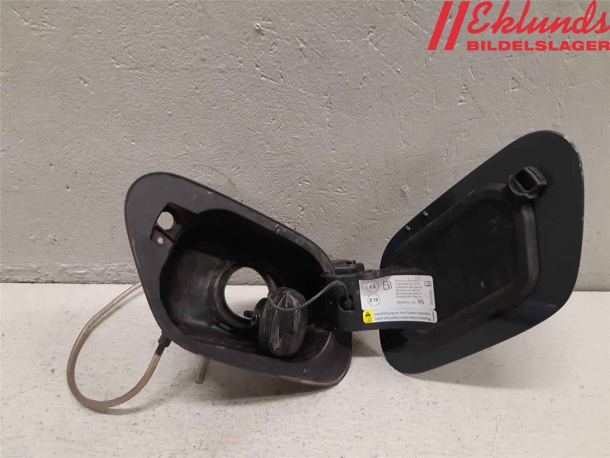 Volkswagen VW GOLF / E-GOLF VII 13-20 Tanklucka