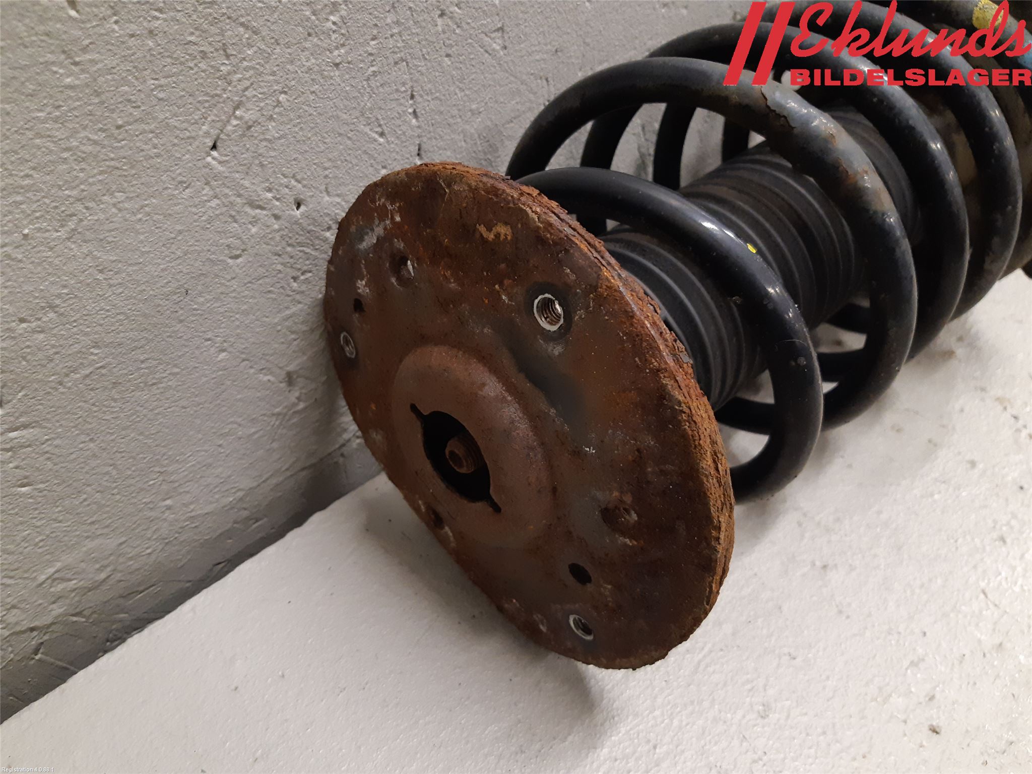 Volvo S80 07-13 Fjäderben Fram Vänster