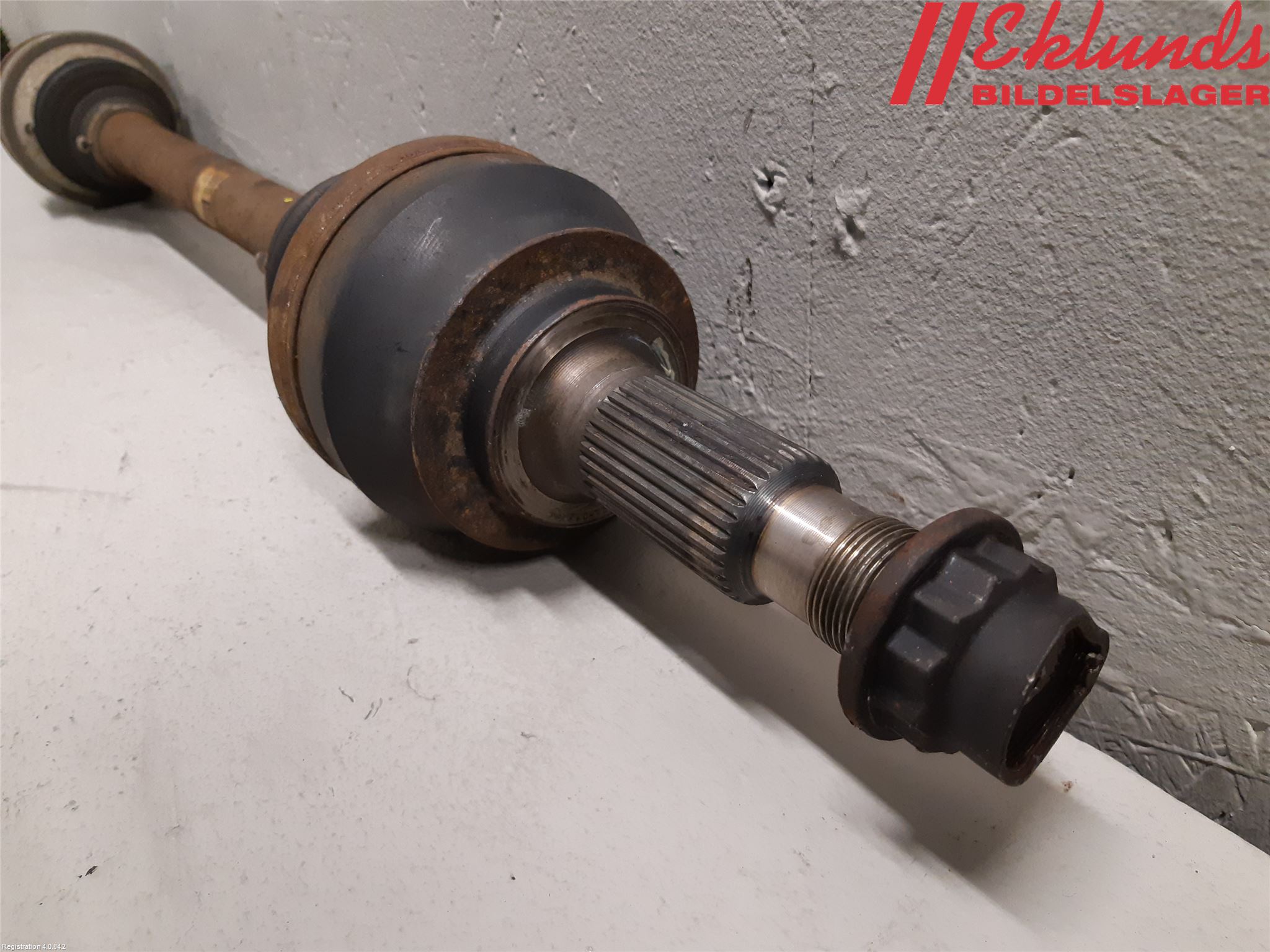 Lexus IS 250/350 14-20 Drivaxel Bak Vänster