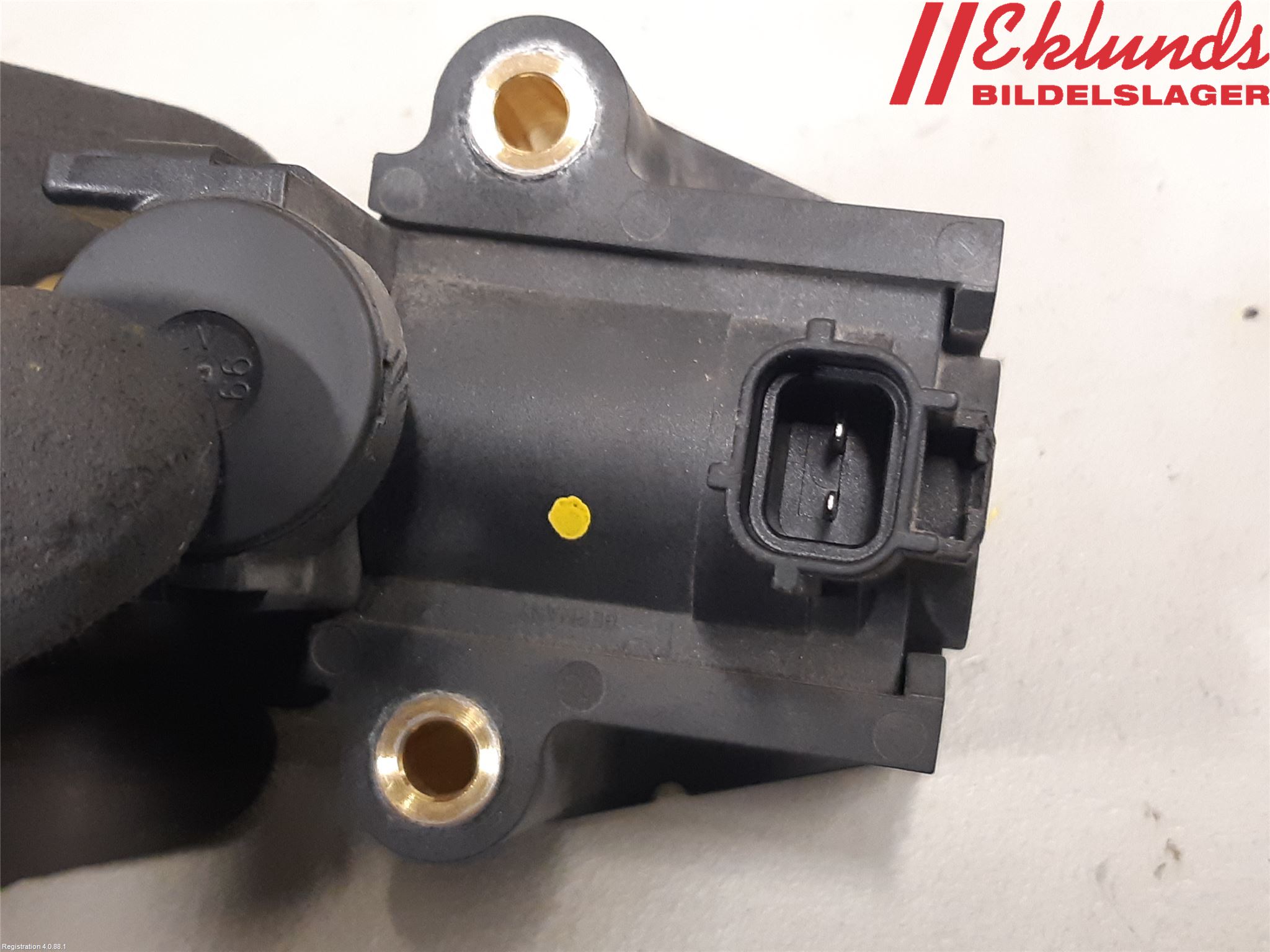 Subaru OUTBACK 15-20 Vakuumventil