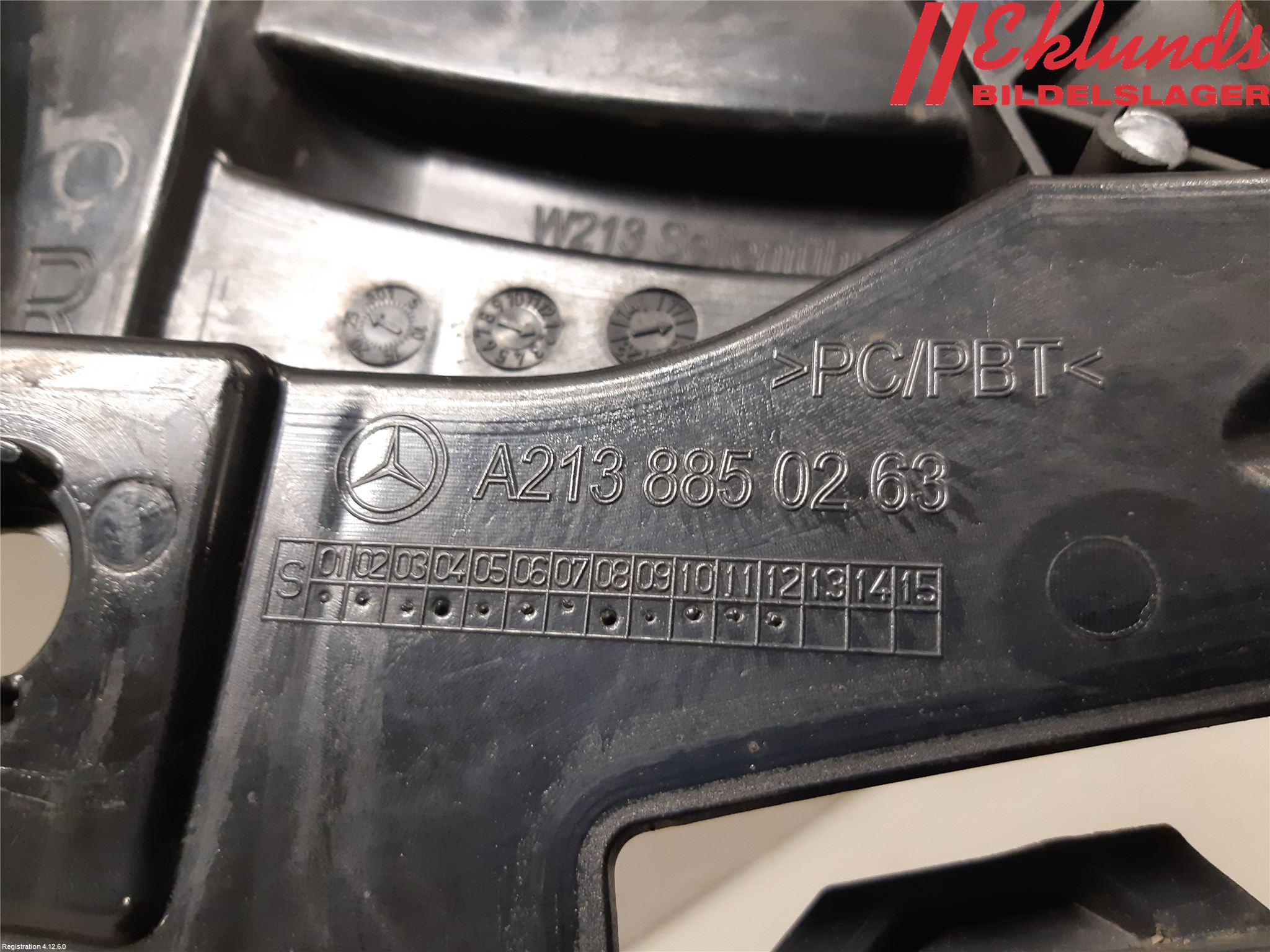 Mercedes-Benz MB E-KLASS (W213) 16-23 Stötfångarfäste Bak Hö