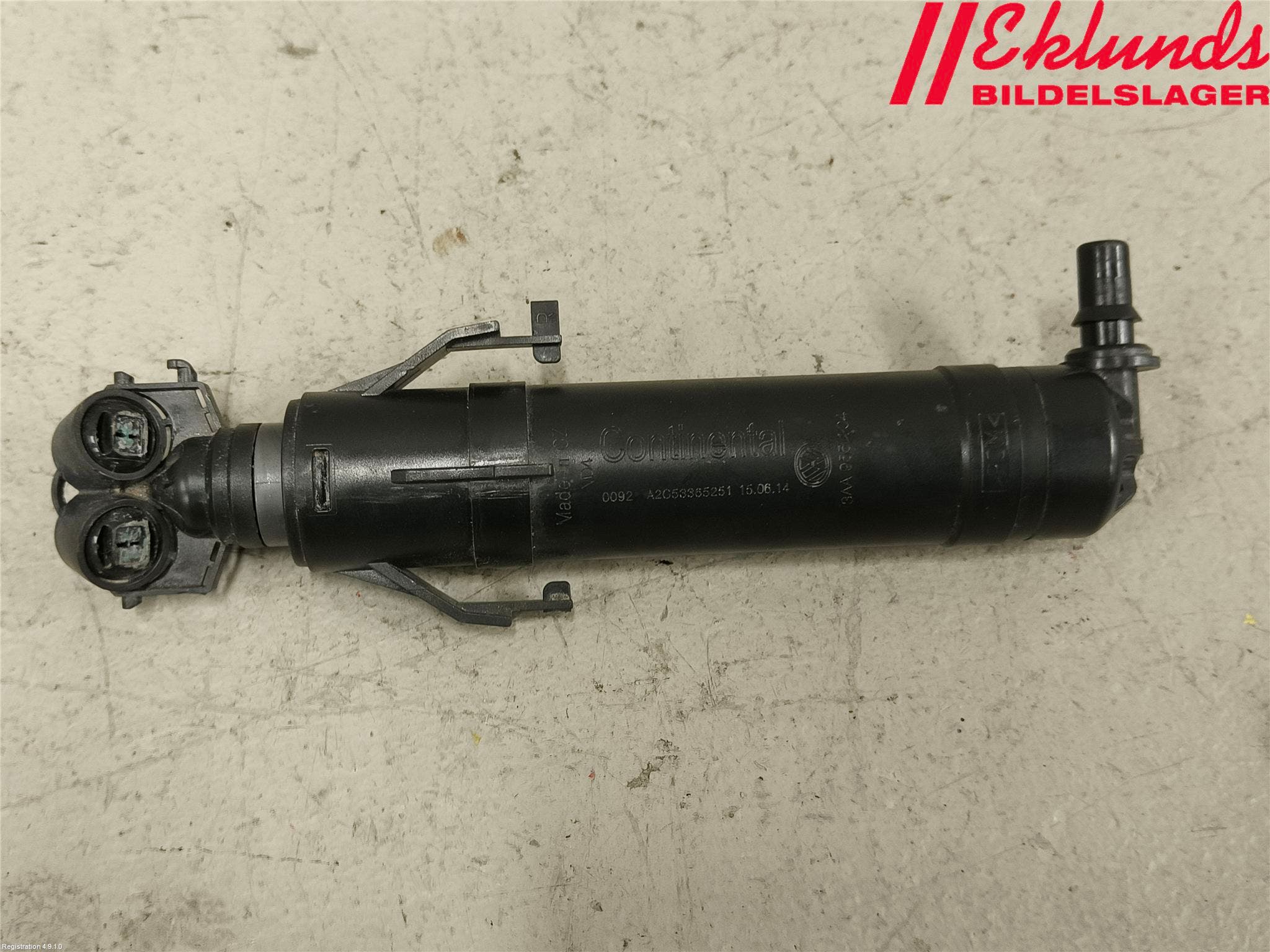 Volkswagen VW PASSAT 11-14 Spolarmunstycke Strålkastare