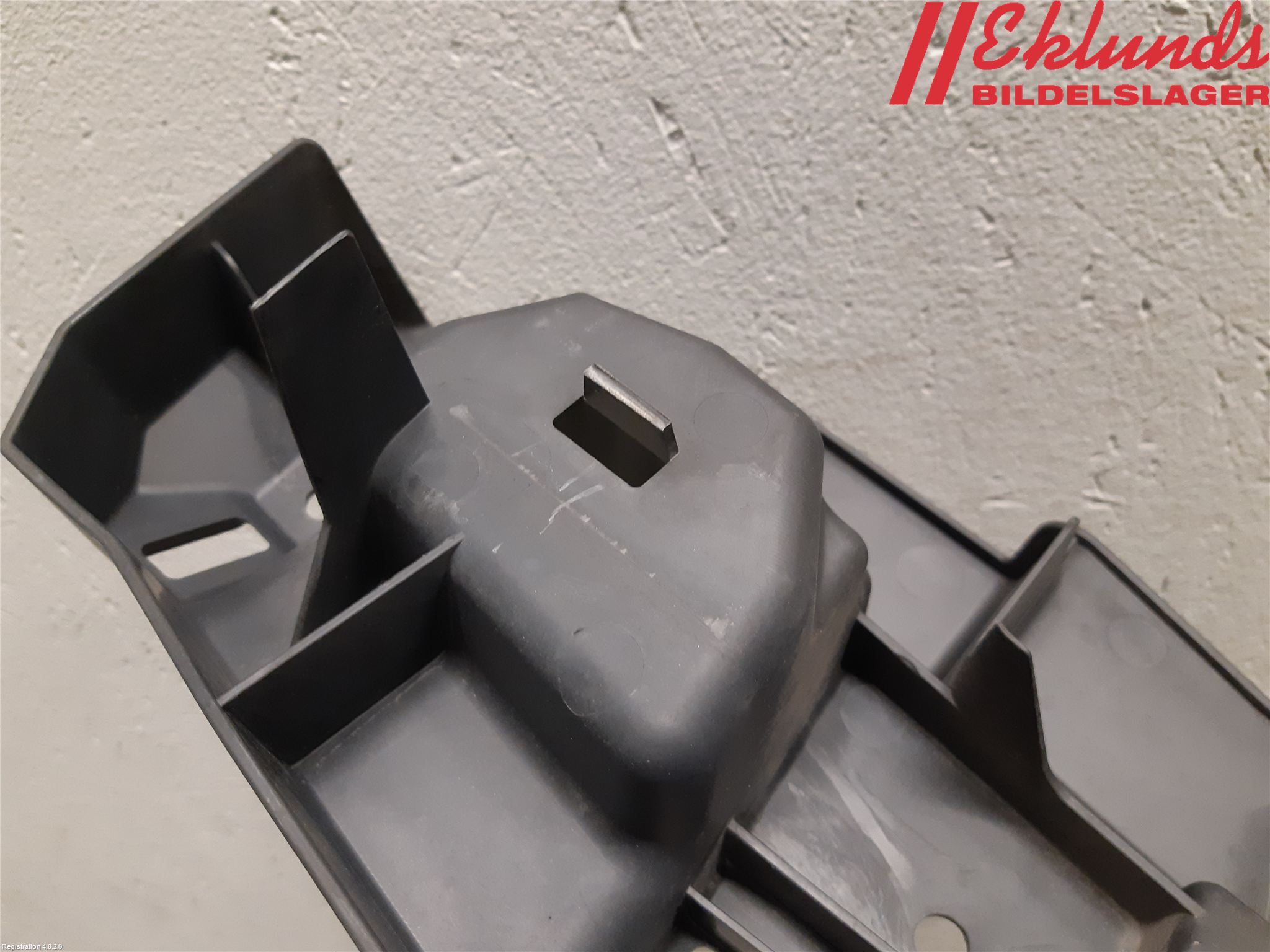 Peugeot 108 15-22 Frontplåt