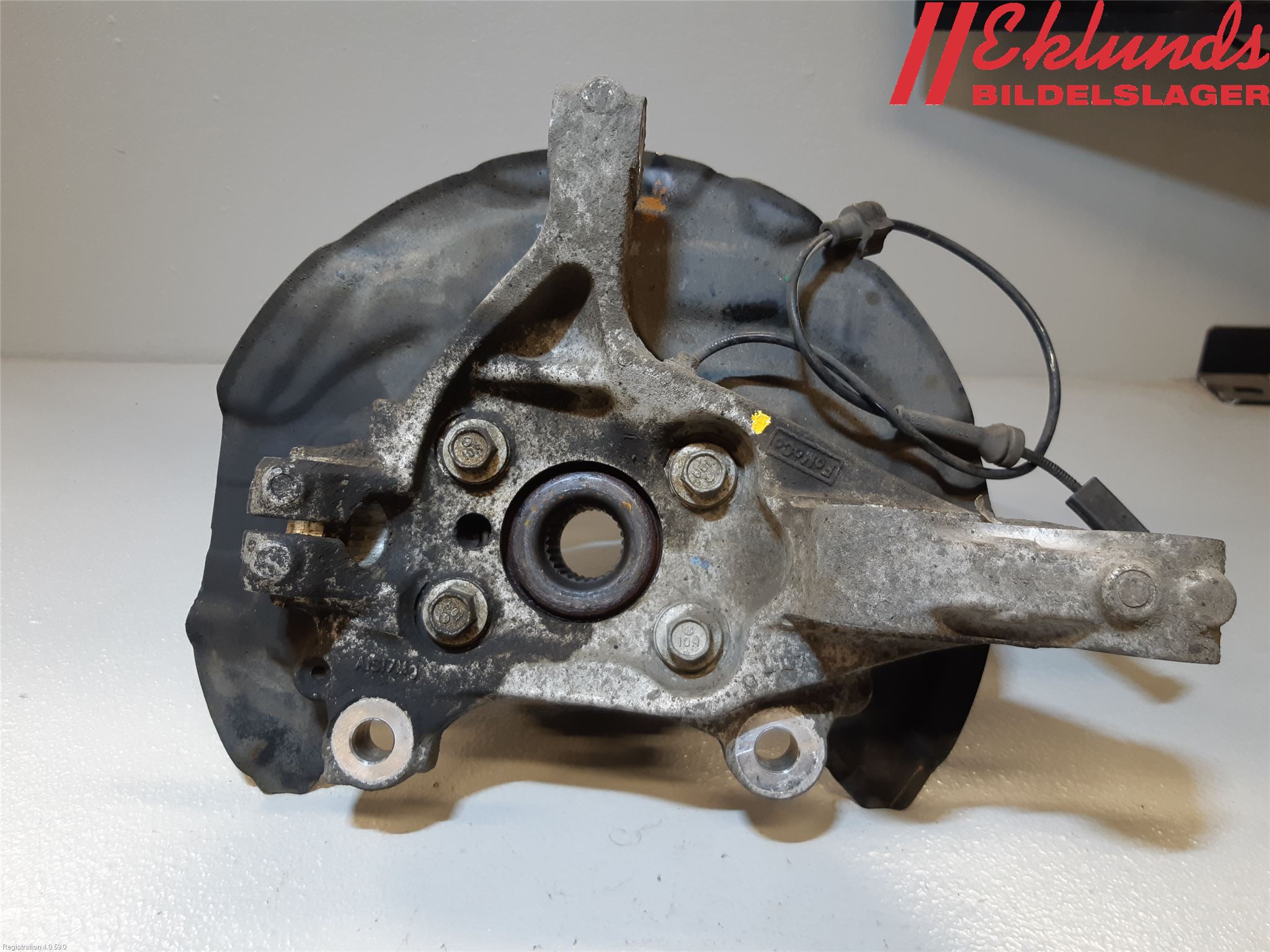 Ford MONDEO 15-22 Styrspindel Lagerhus Vä