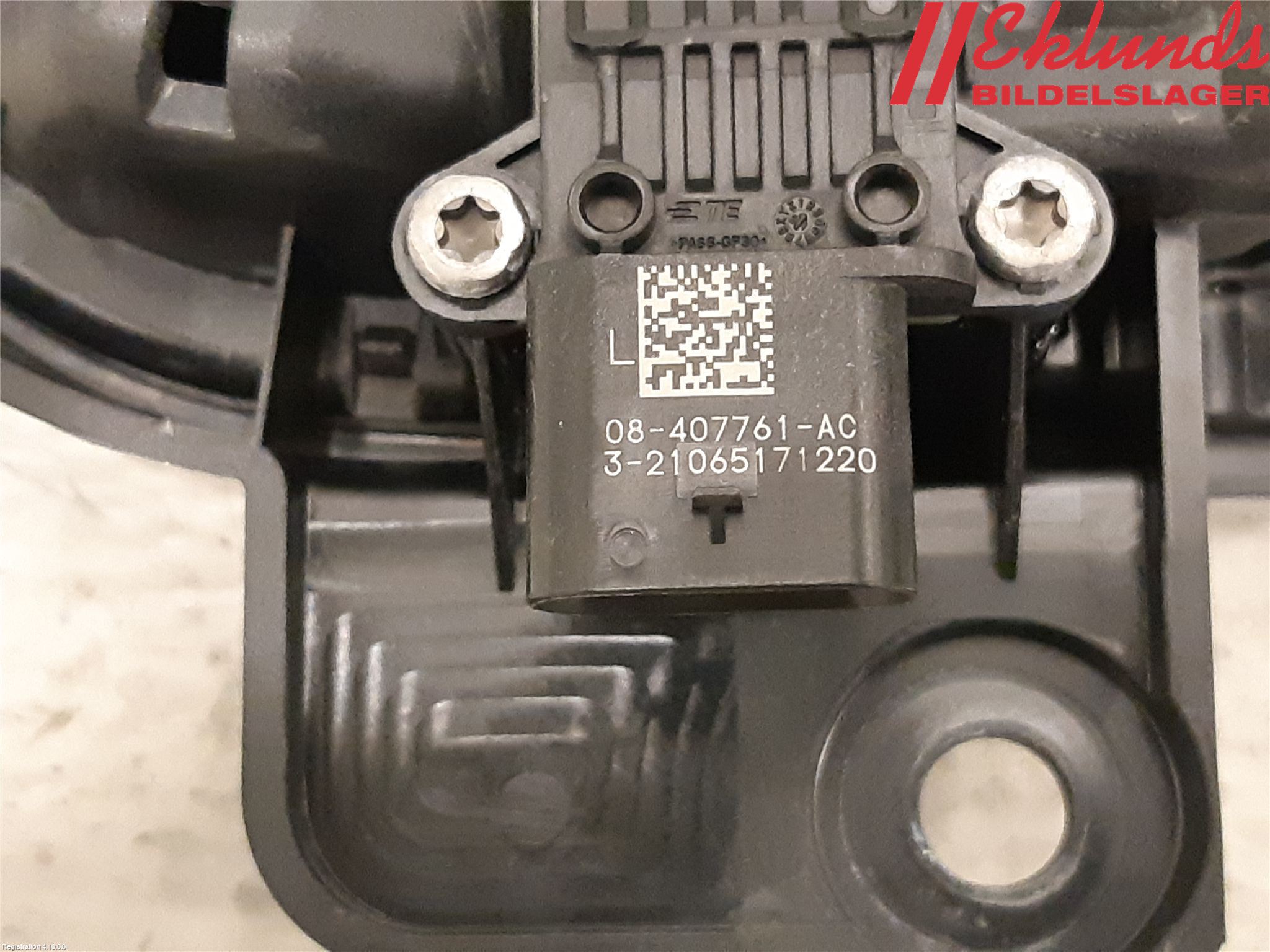 Tesla MODEL 3 17- Dörrhandtag Yttre Vä