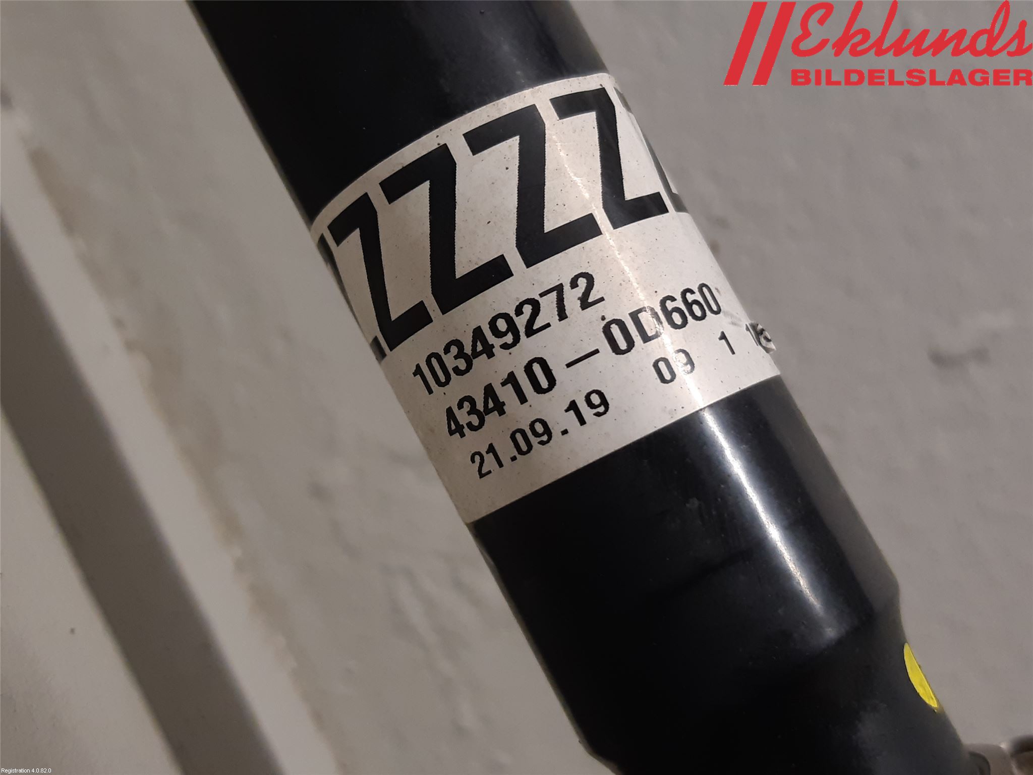 Toyota YARIS XP130 15-20 Drivaxel Fram Höger