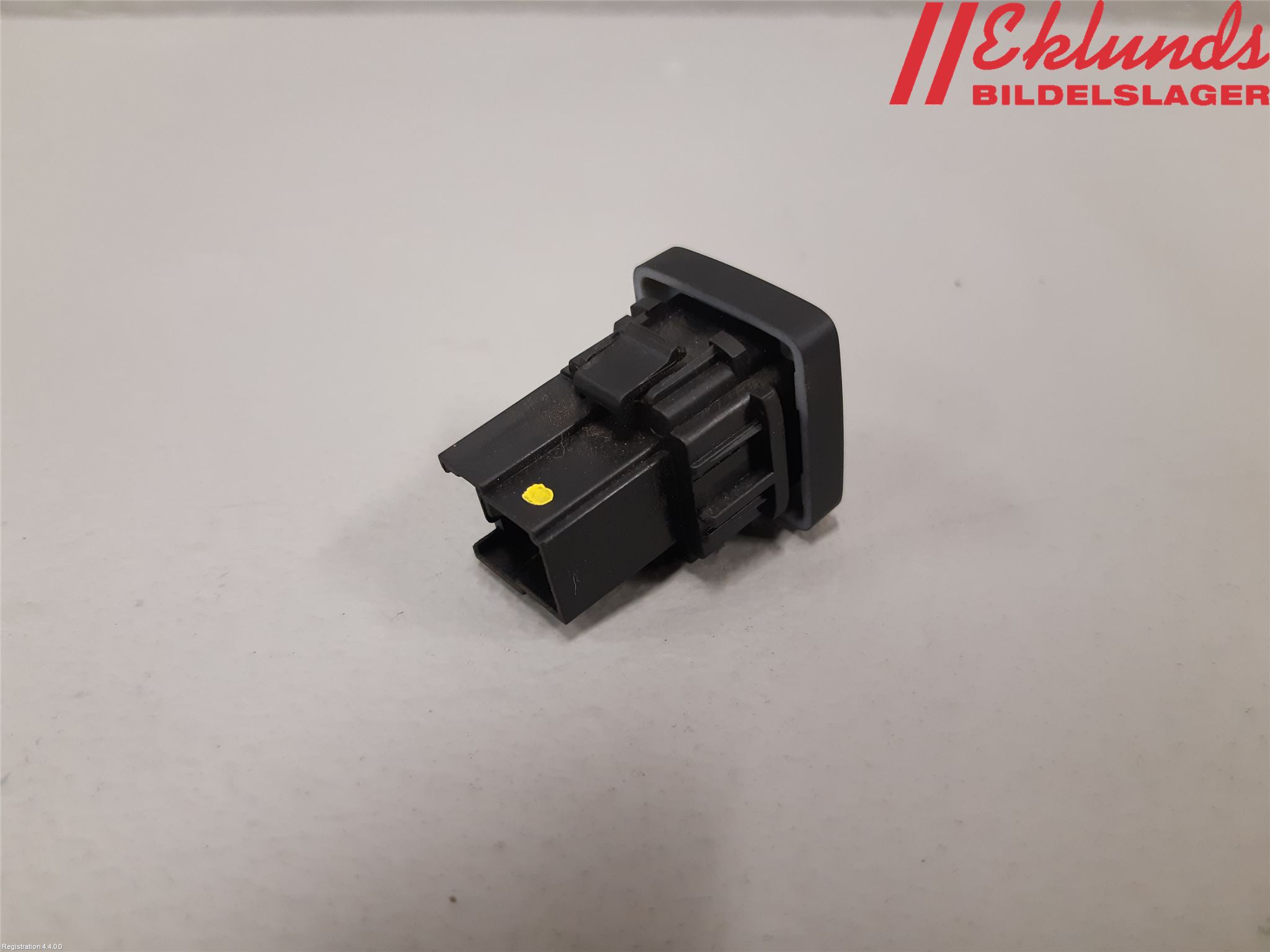 Ford RANGER 22- Strömställare Innerbelysning