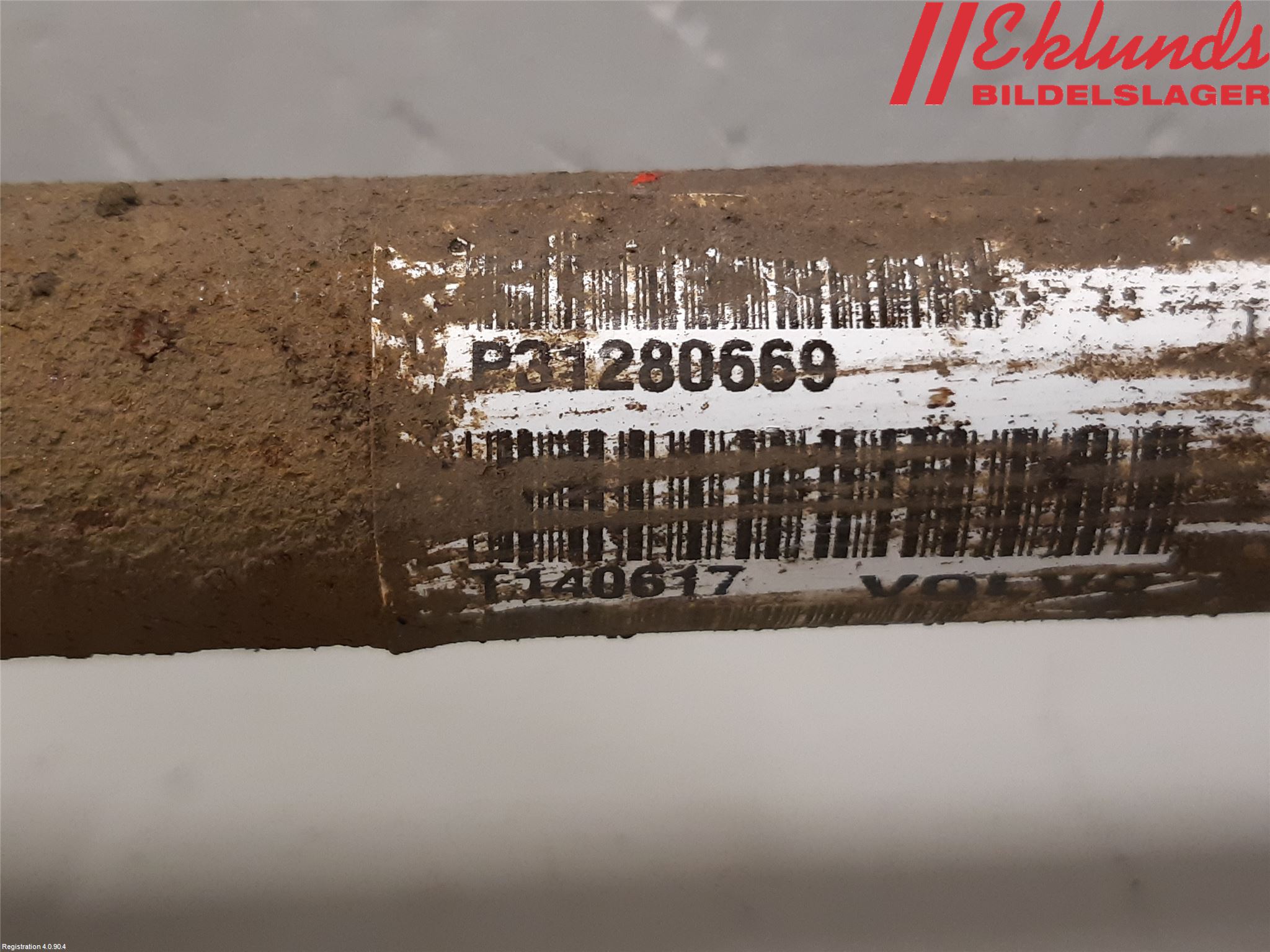 Volvo V40 12-19 Drivaxel Fram Vänster